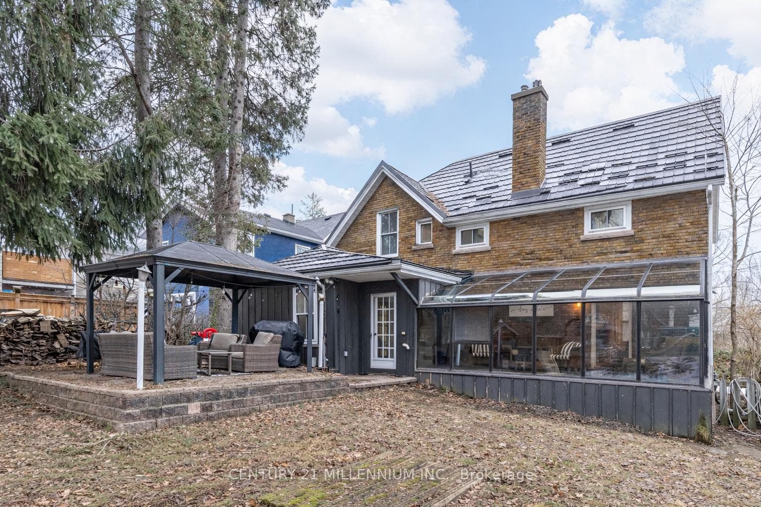 15614 McLaughlin Road photo 2