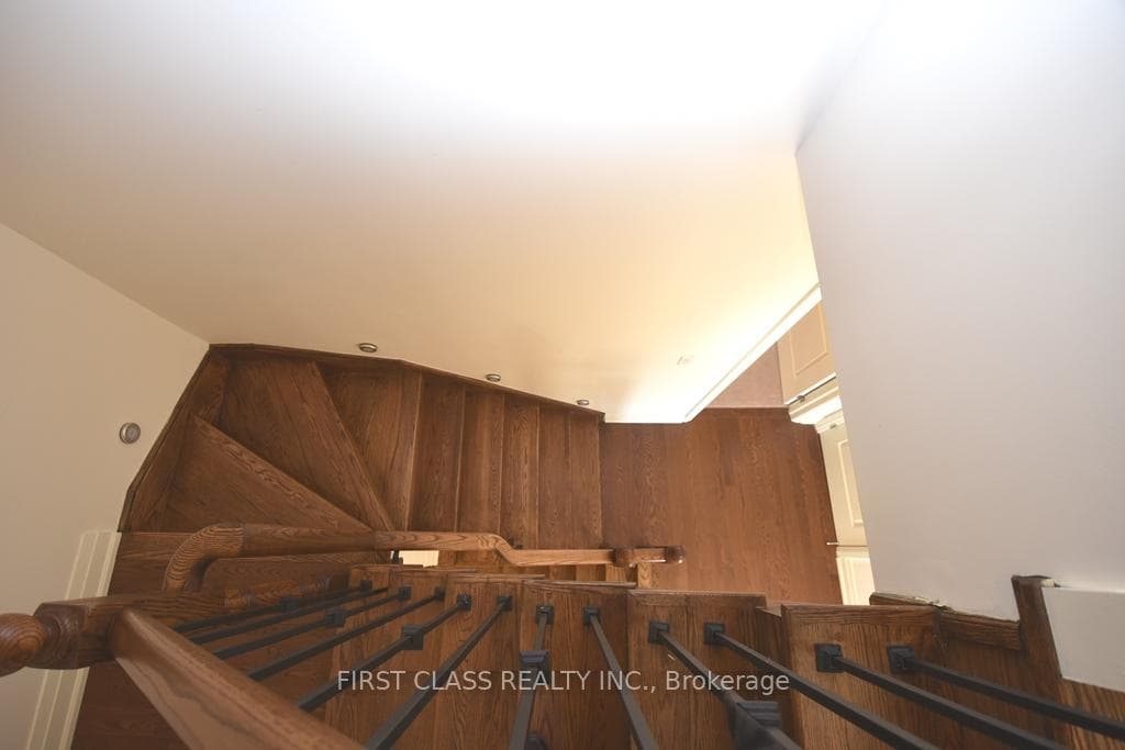 24 Teasel Way photo 23