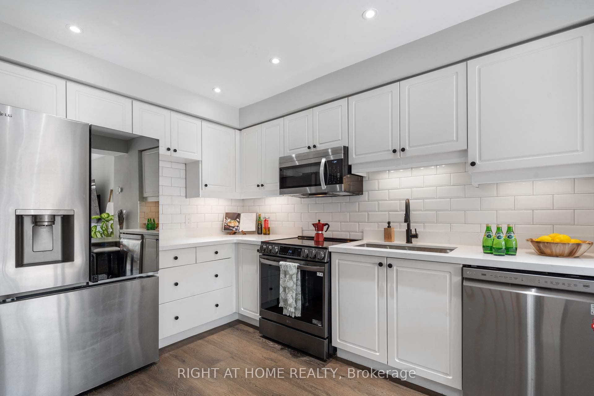 2088 Leanne Boulevard Unit 41 photo 5