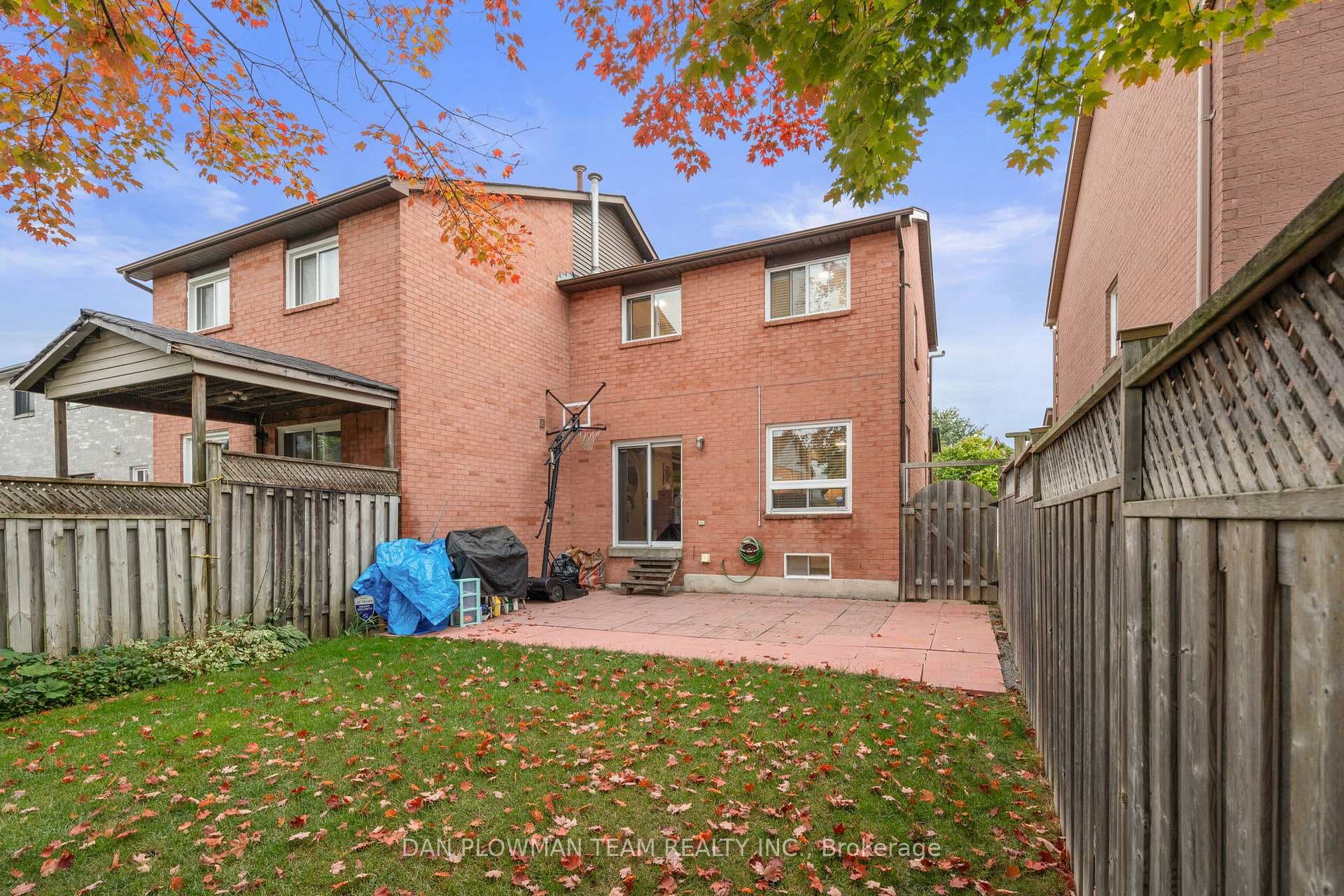 45 Sharp Crescent photo 19