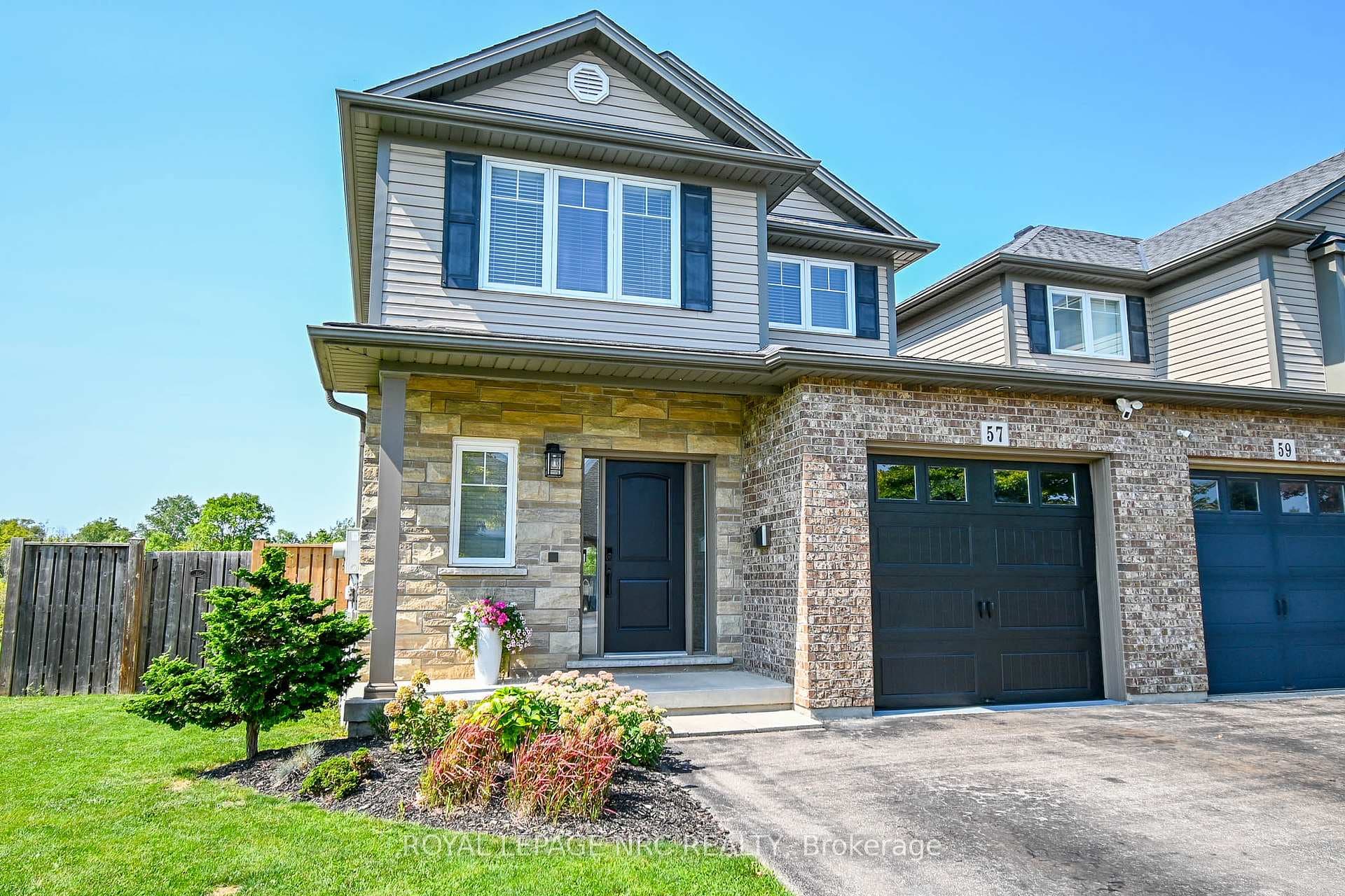 57 Videl Crescent photo 1