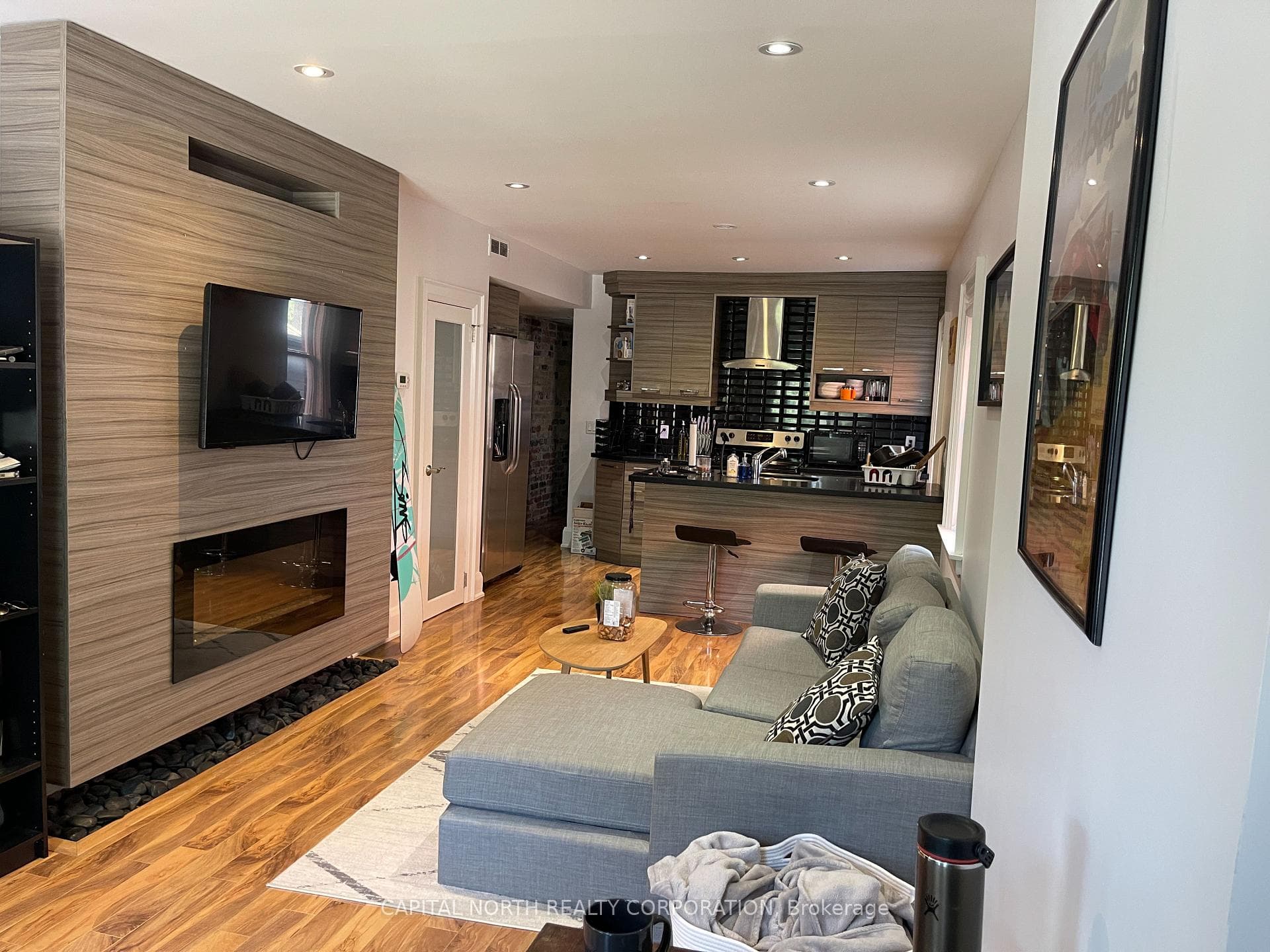 4 Belle Ayre Boulevard Unit Main photo 5