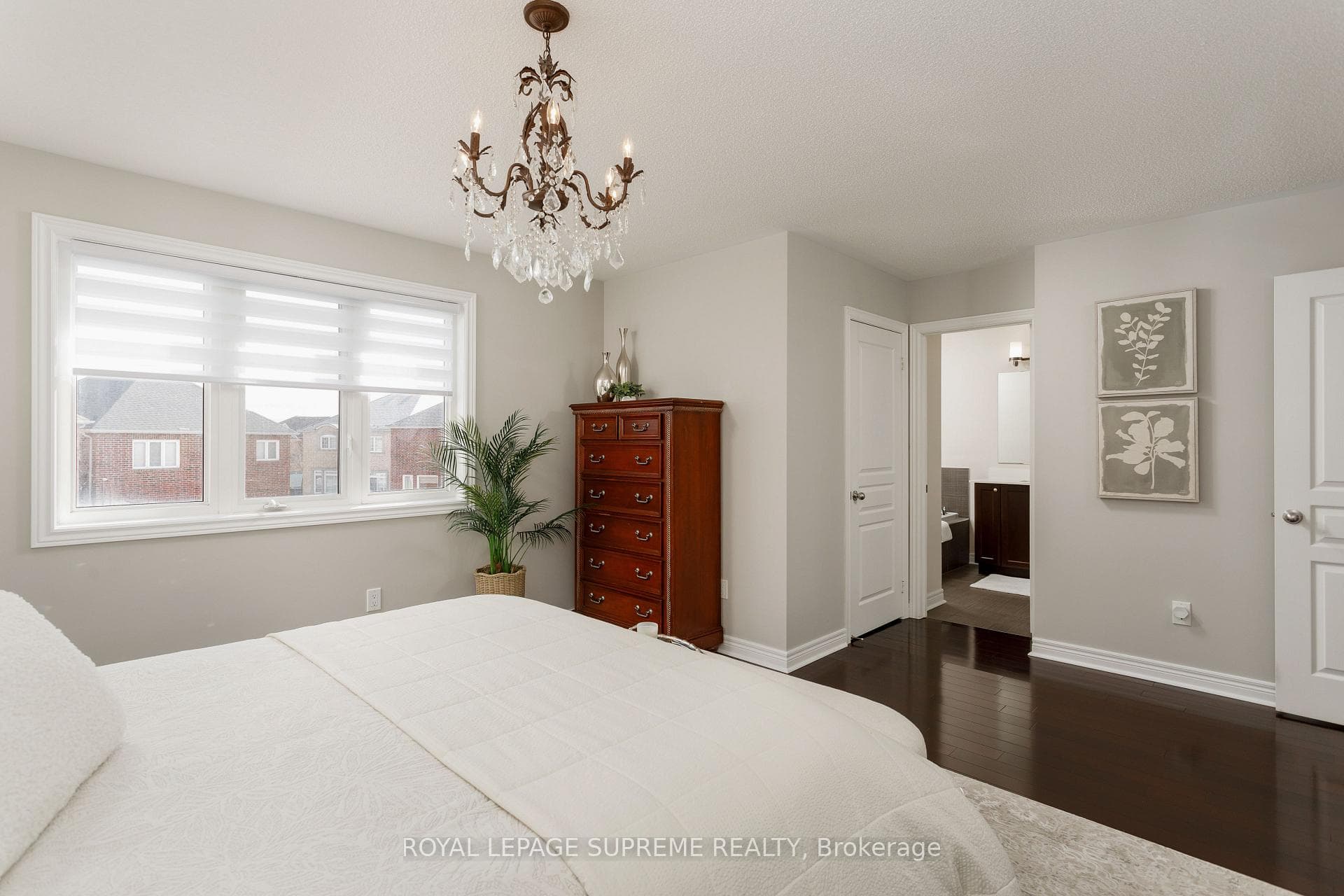 90 Lightcatcher Circle photo 23