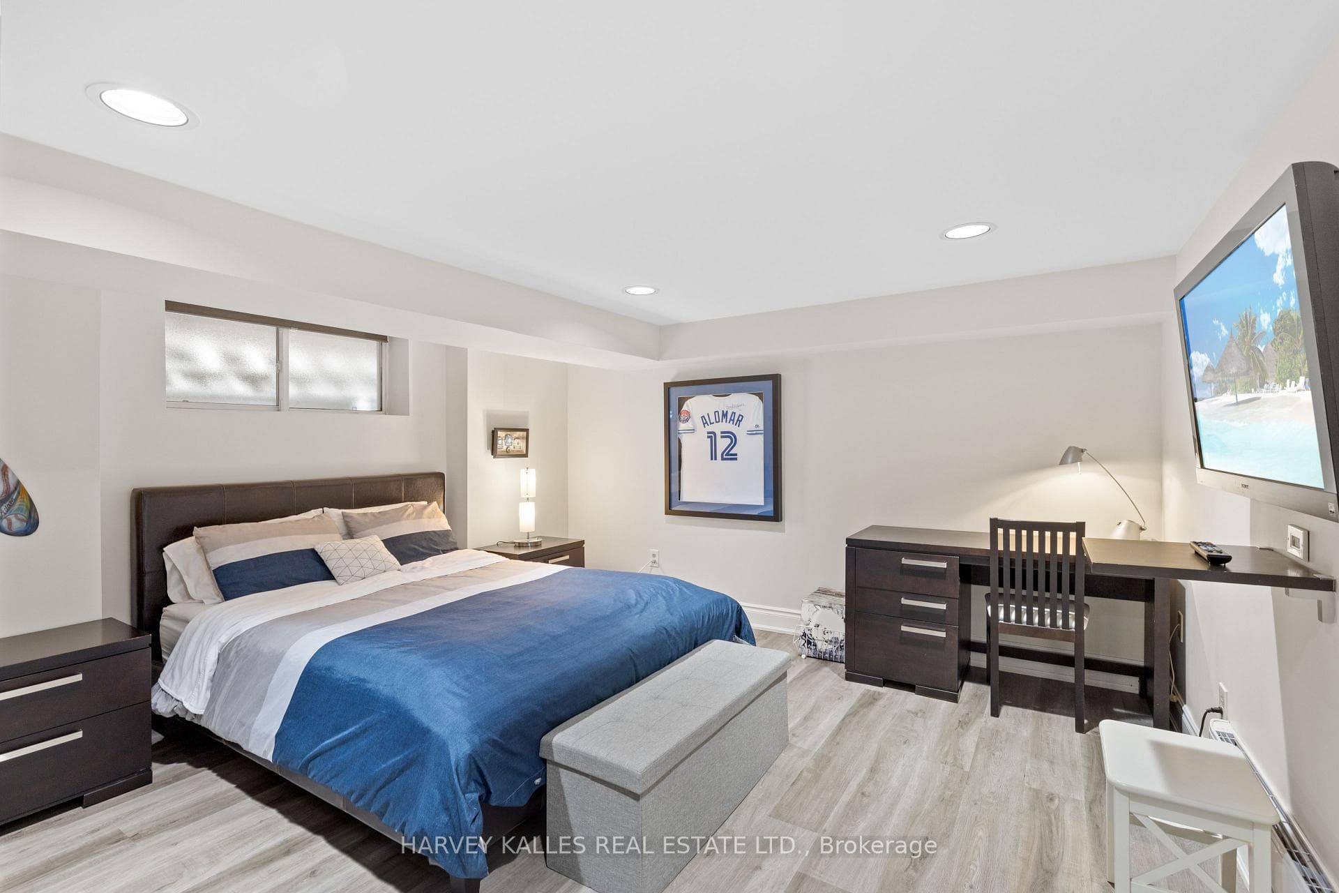 132 Hillhurst Boulevard photo 32