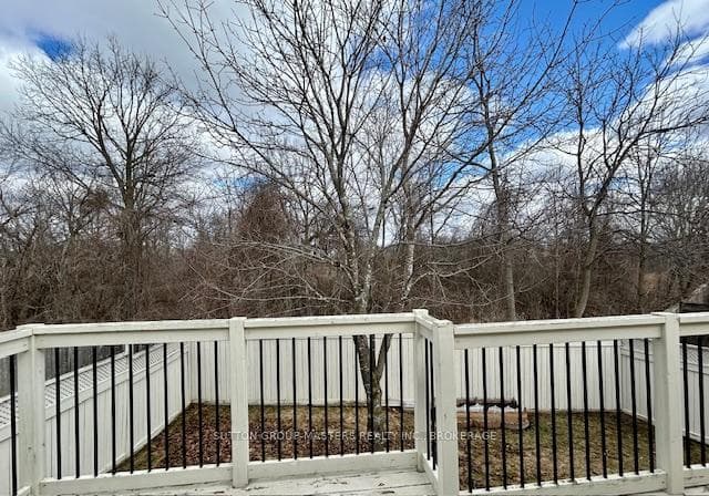 426 GRANDTRUNK Avenue photo 3