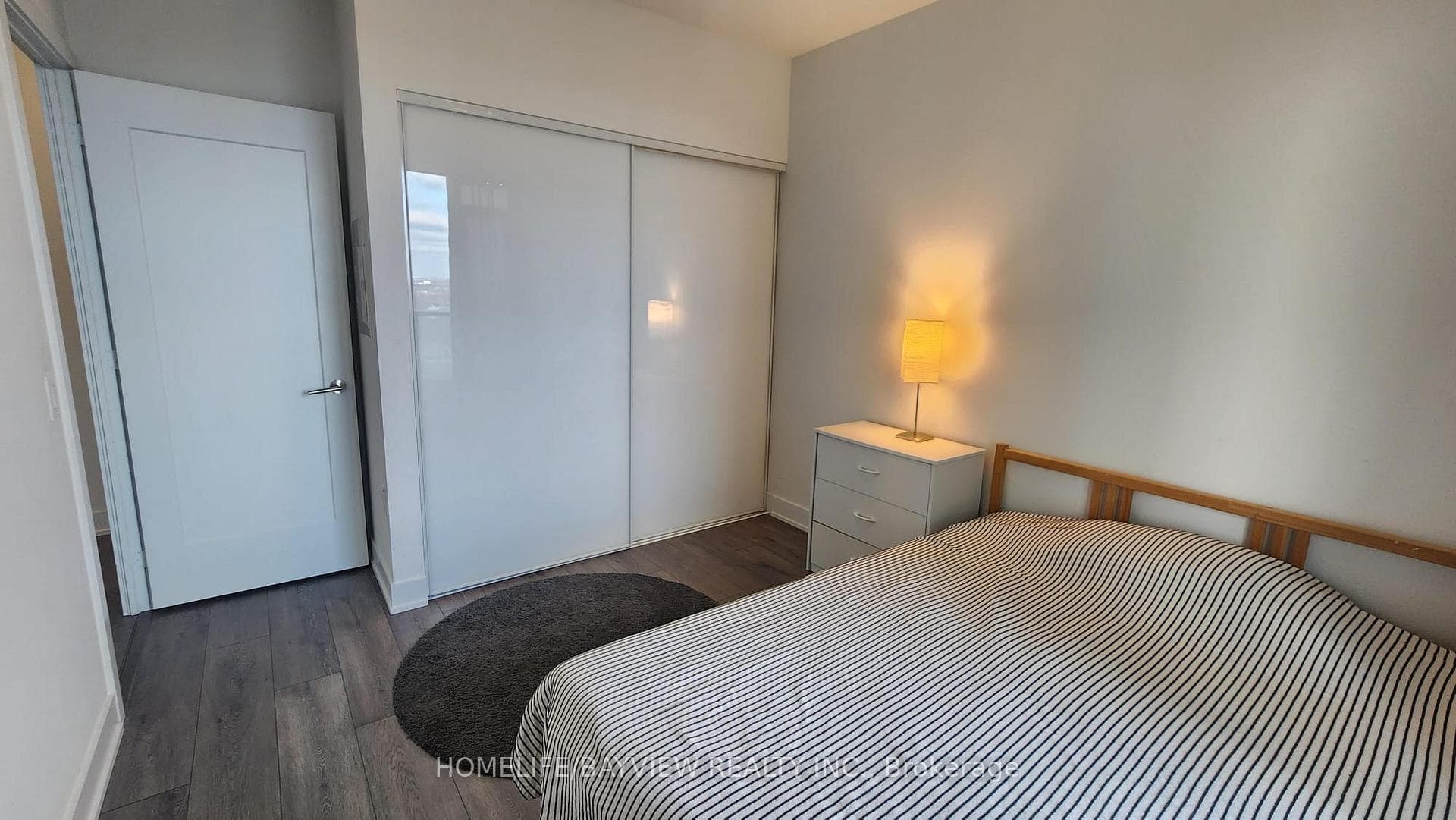 575 Bloor Street Unit 2704 photo 11