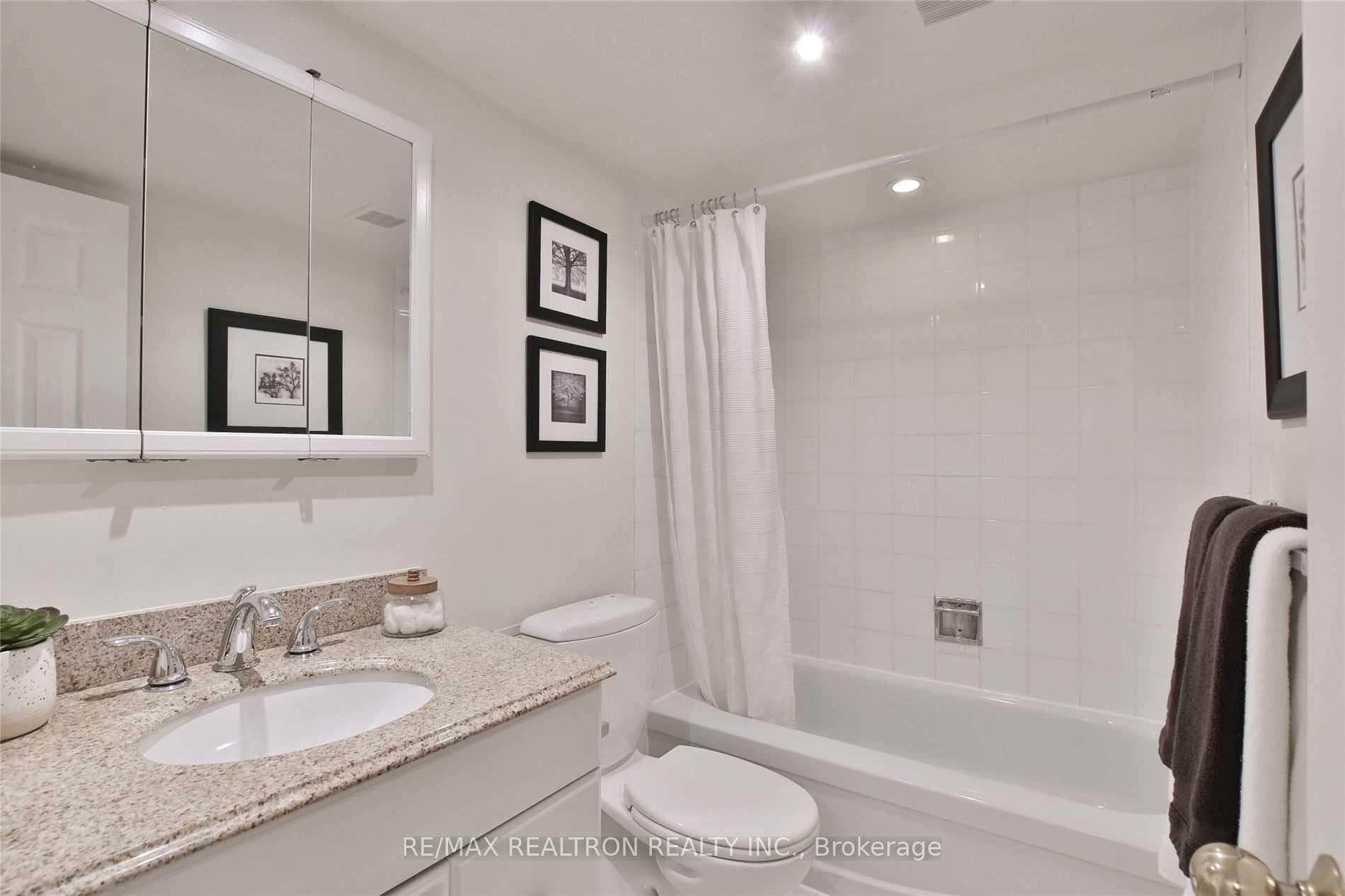 77 Maitland Place Unit 326 photo 25