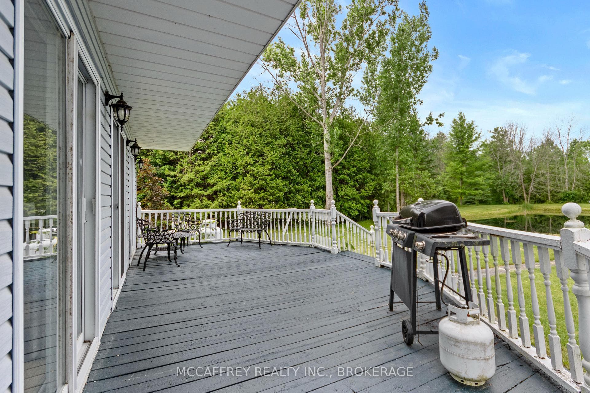 535 BEECHWOOD Road photo 9