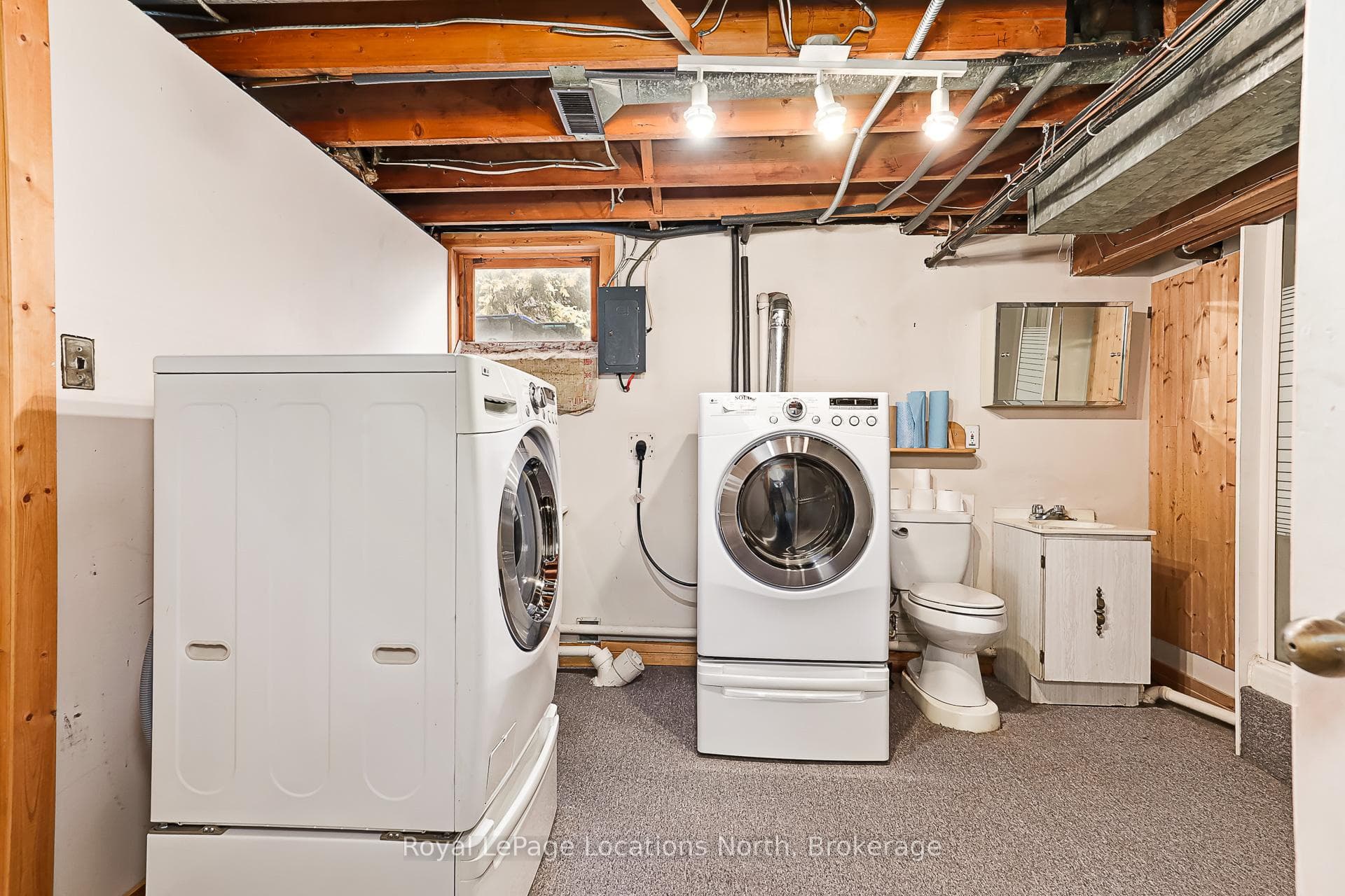 35 Walnut Street photo 30