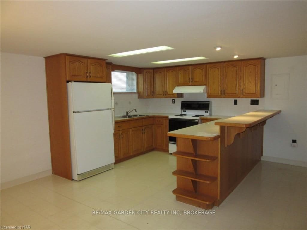 8875 SCHISLER Road photo 13