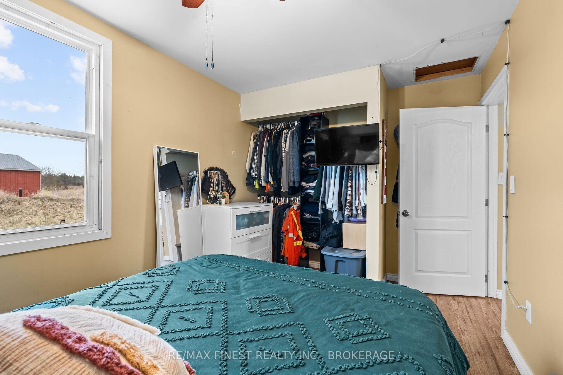 1476 Westbrook Road photo 20