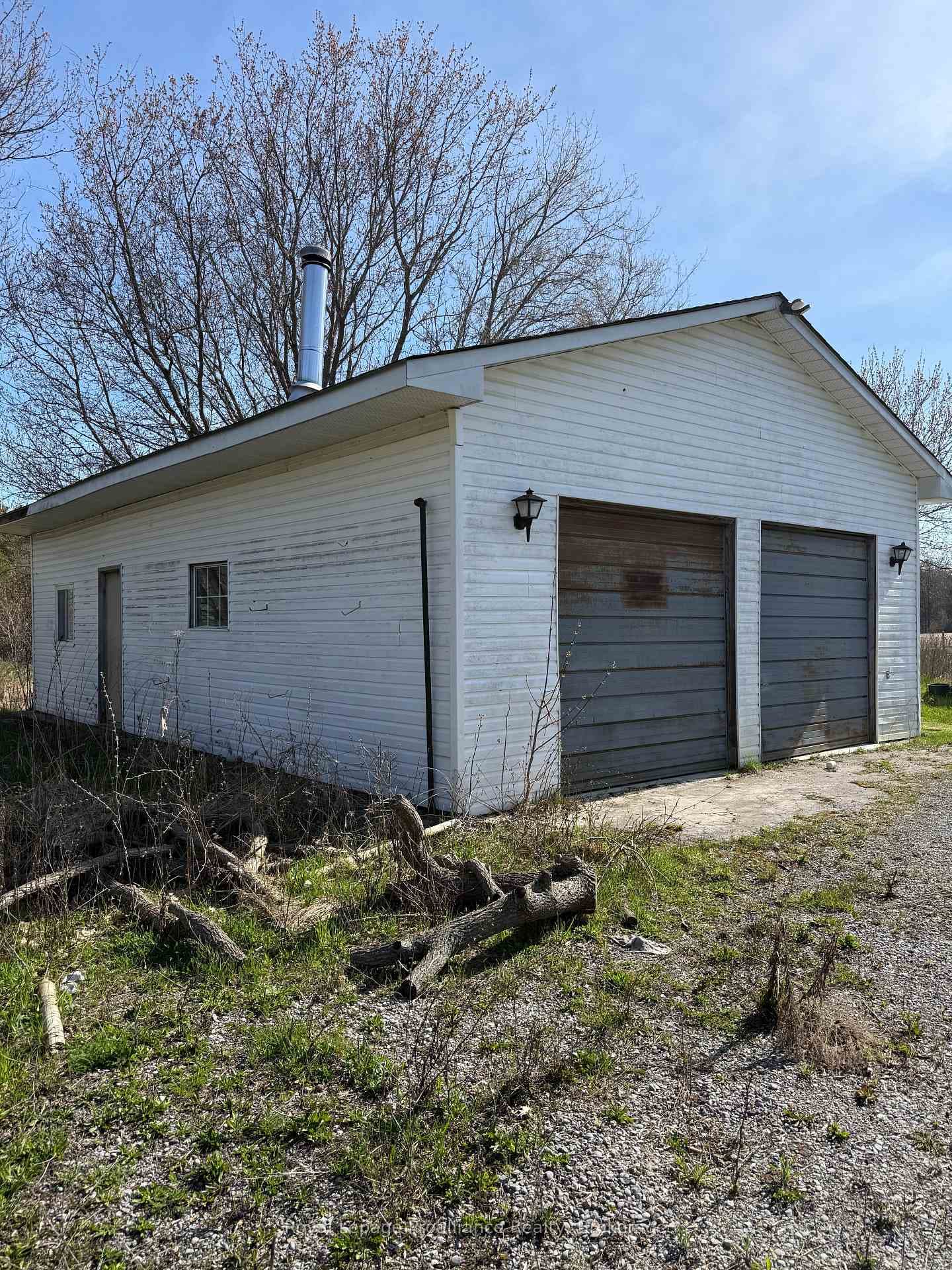 303 Brimley Road photo 12