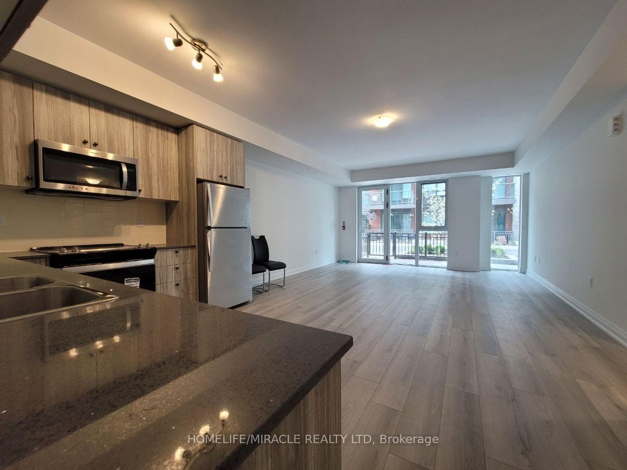 75 Attmar Drive Unit 141 photo 2