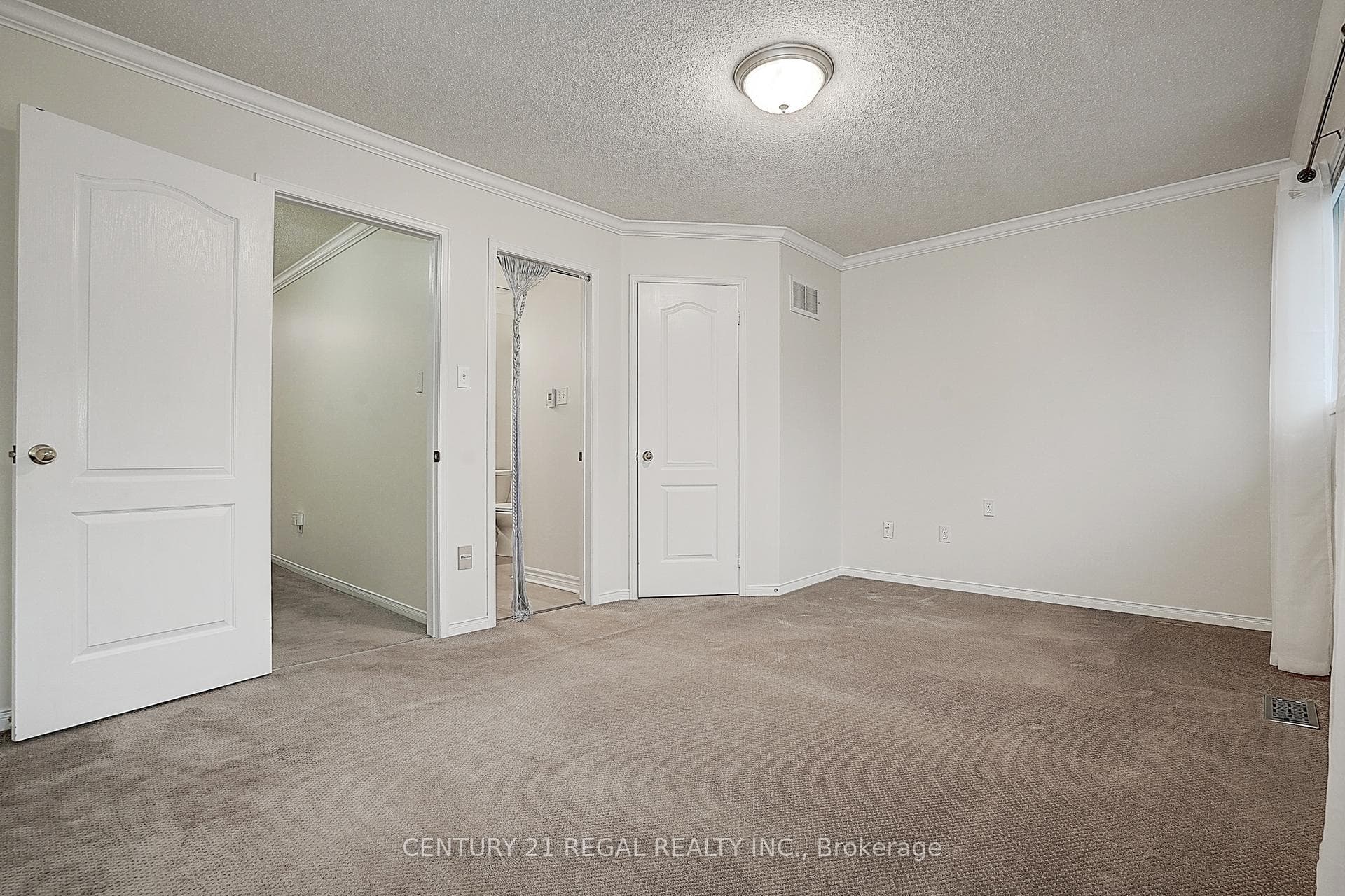 6922 Yarrow Avenue photo 23