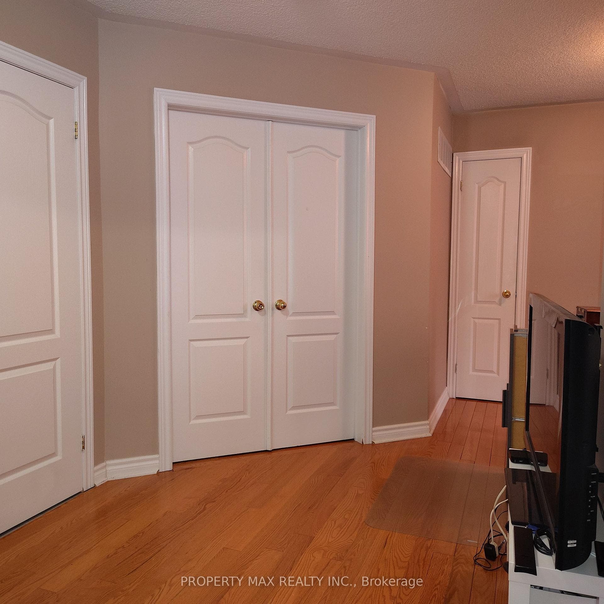 55 Park Place Drive photo 18