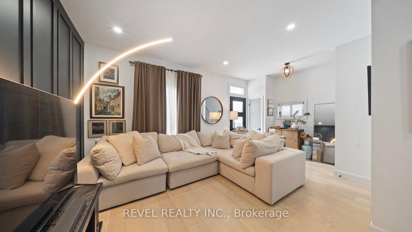 128 Cayuga Street photo 7