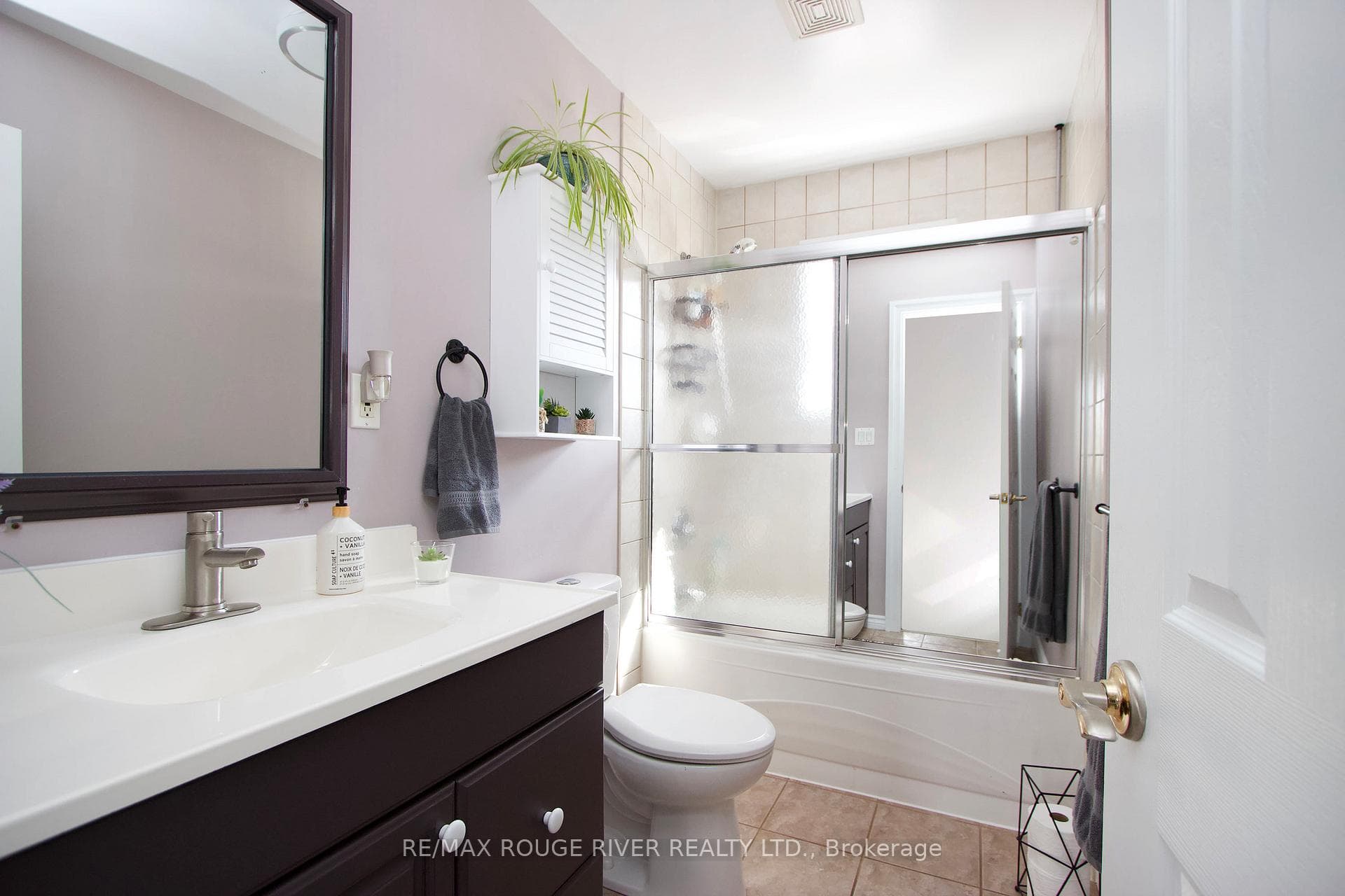 29 Keewatin Street photo 31