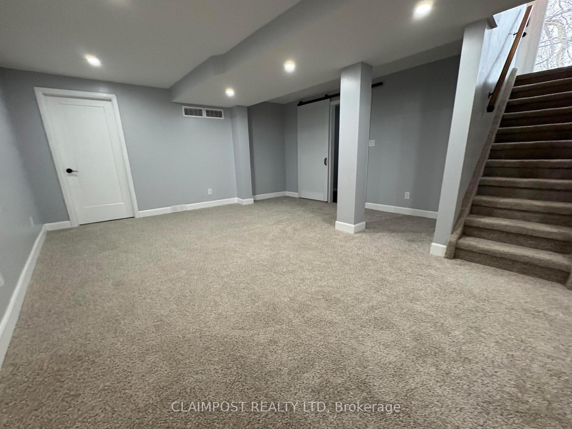 455 Patricia Boulevard photo 18