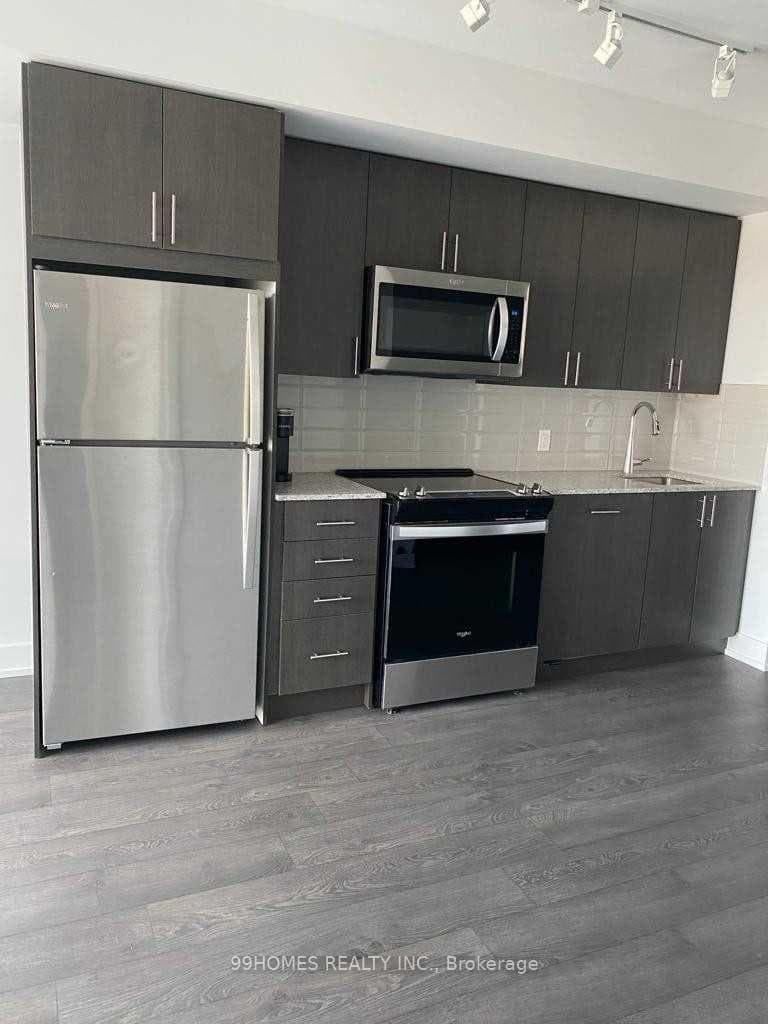 2550 Simcoe Street Unit 1009 photo 9