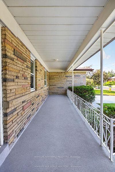203 Goddard Street photo 3