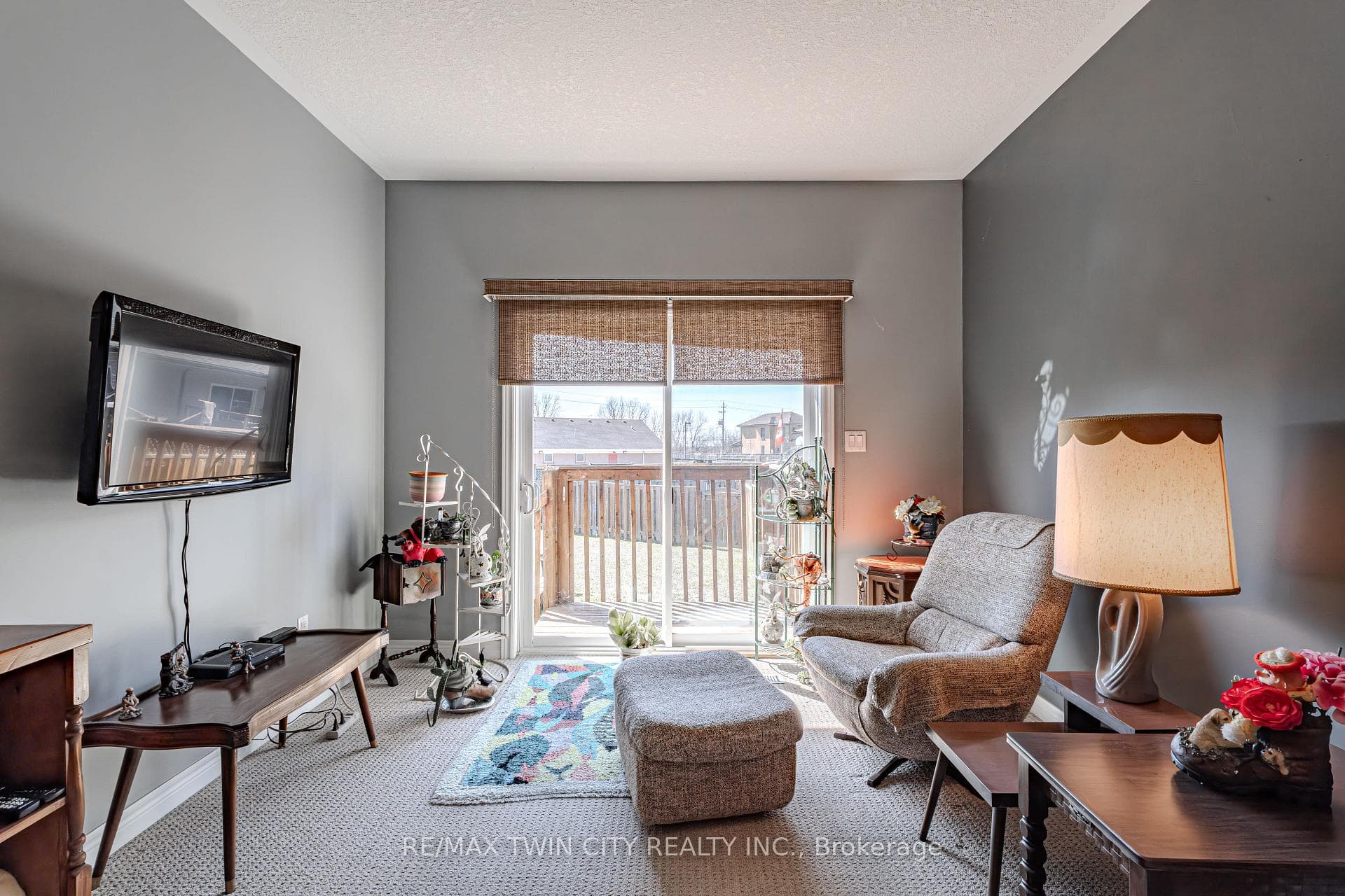 1038 Colborne Street Unit 19 photo 23