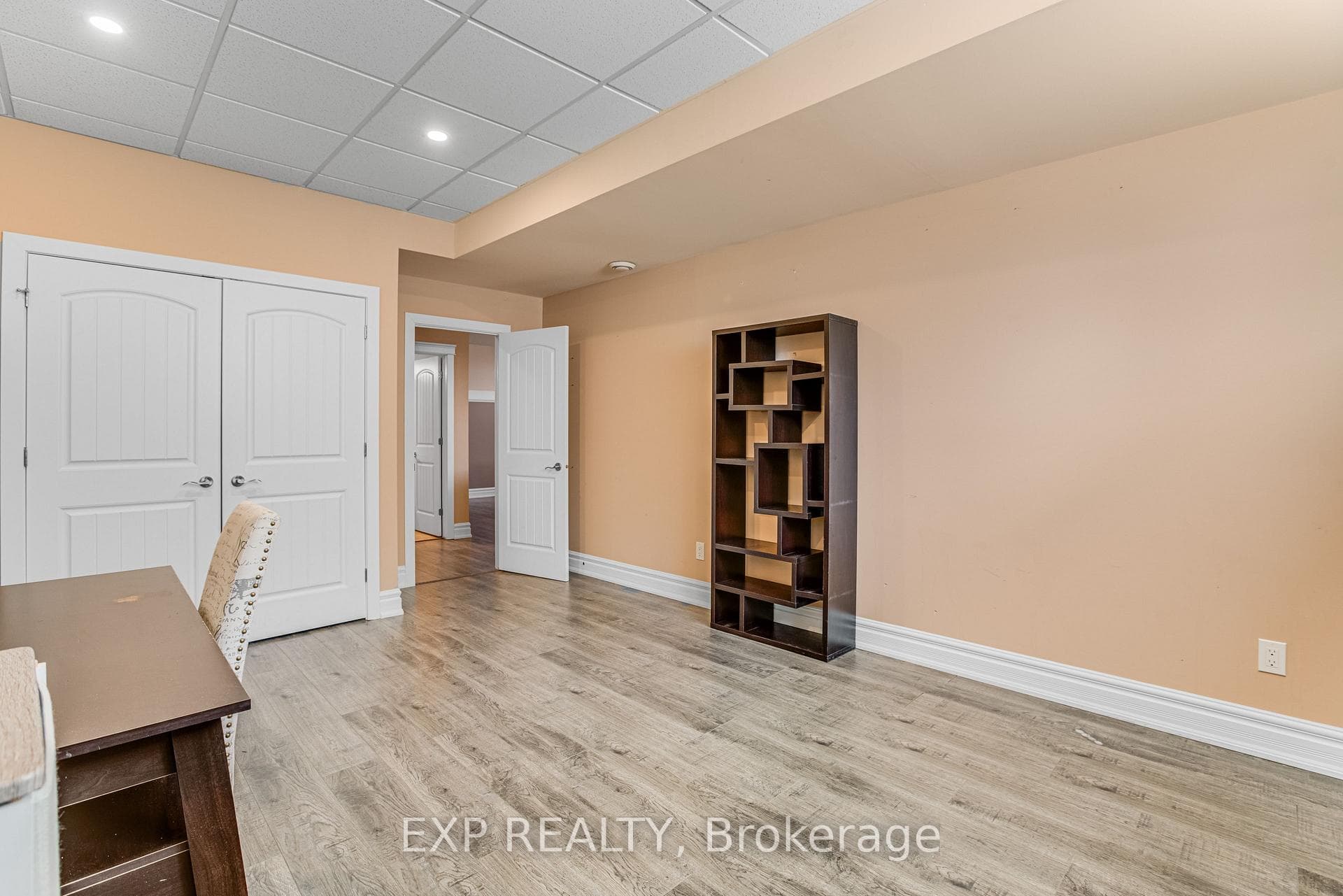 47 Beaver Lane photo 28