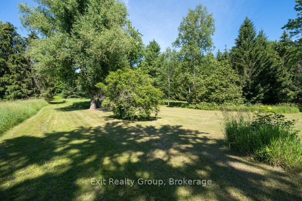 951 Hunt Club Road photo 31