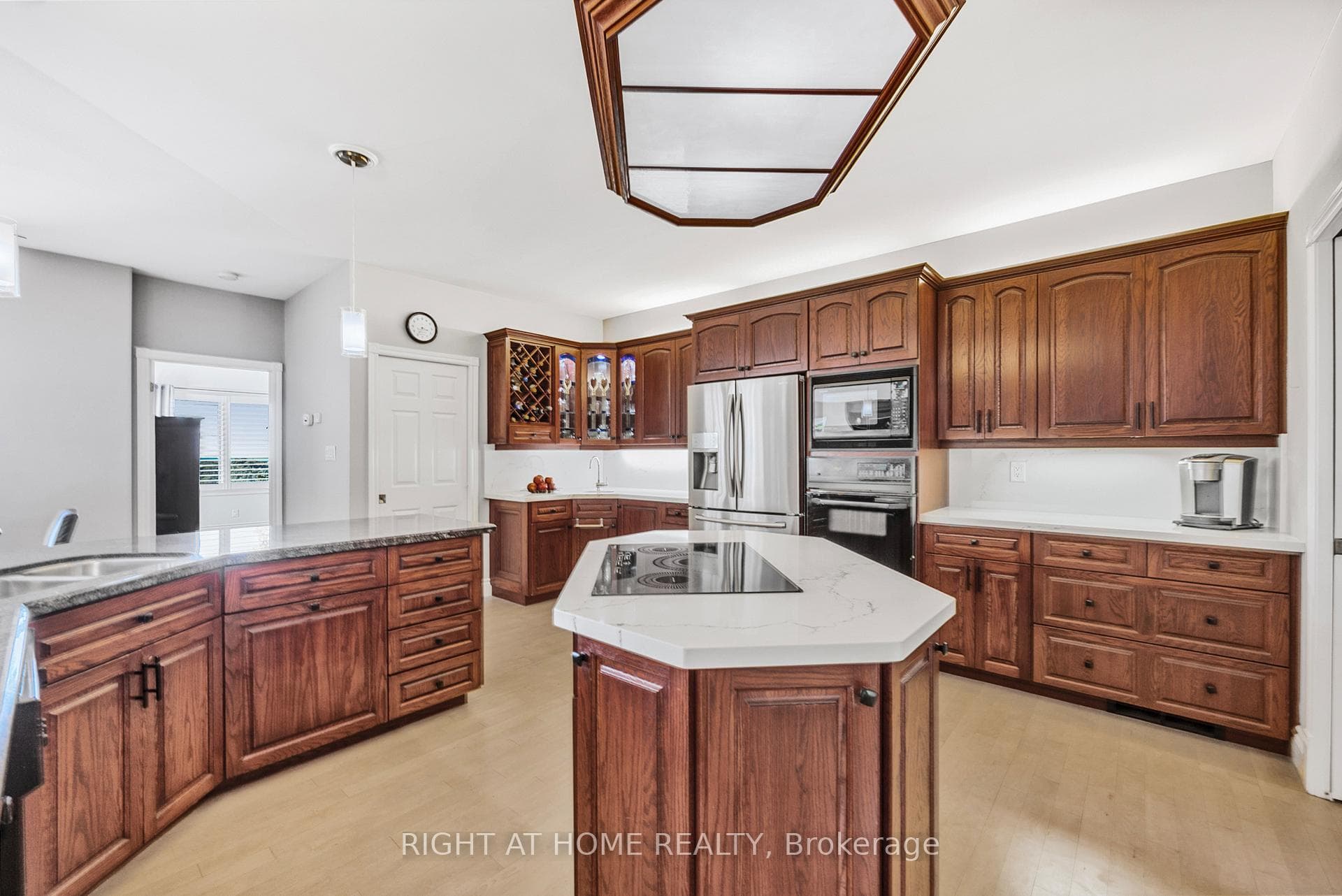10 Highland Drive photo 12