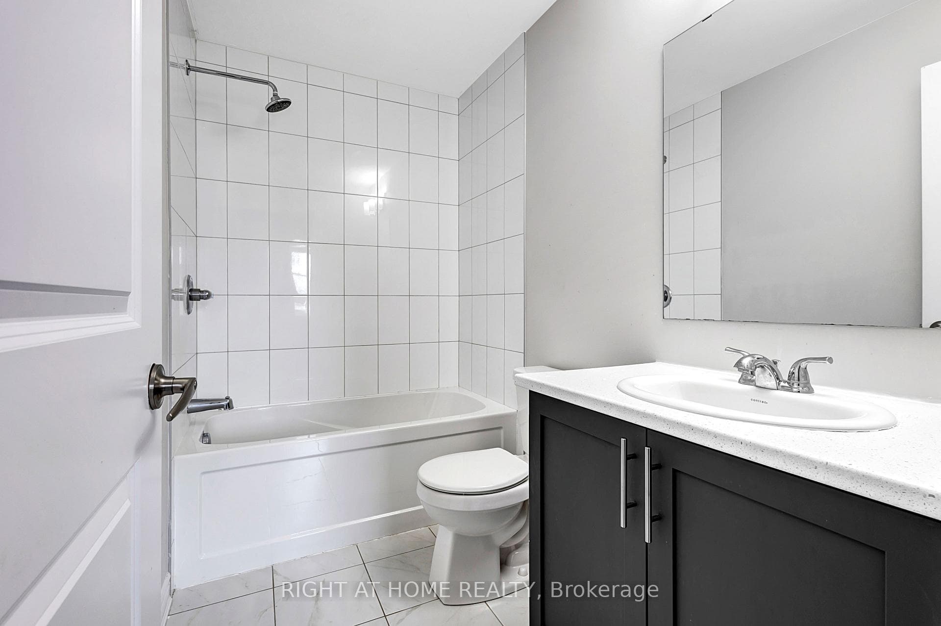 206 PURSUIT Terrace photo 14