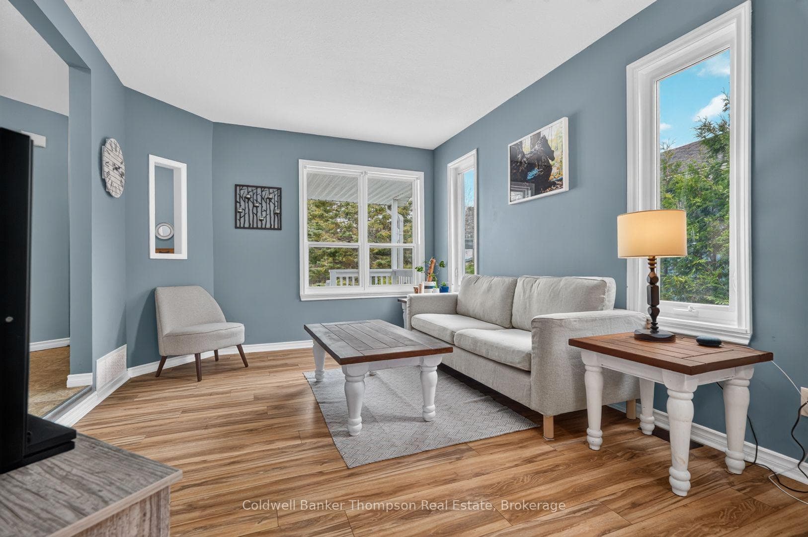 15 Sabrina Park Drive photo 8