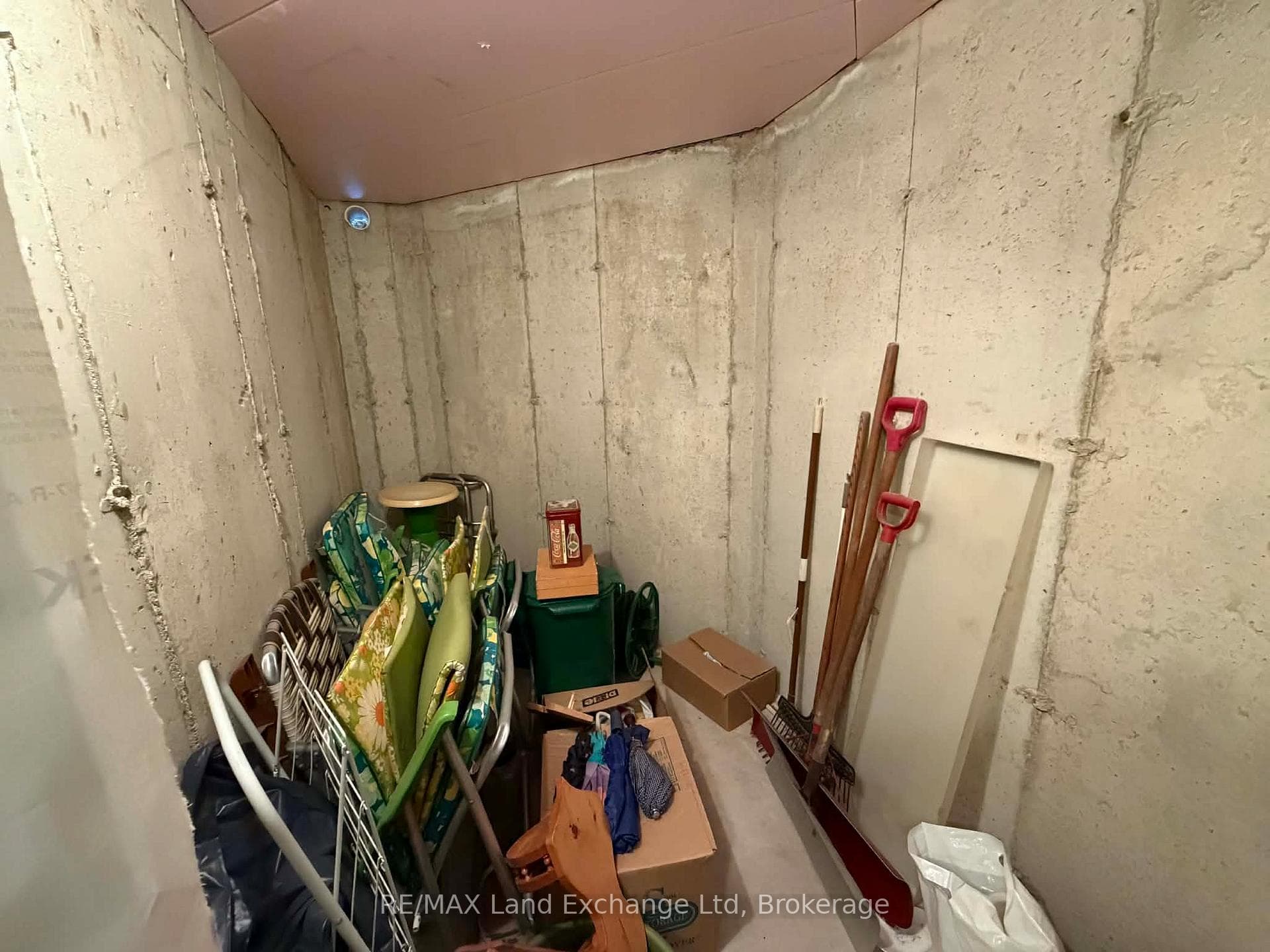 855 Princes Street Unit 19 photo 31