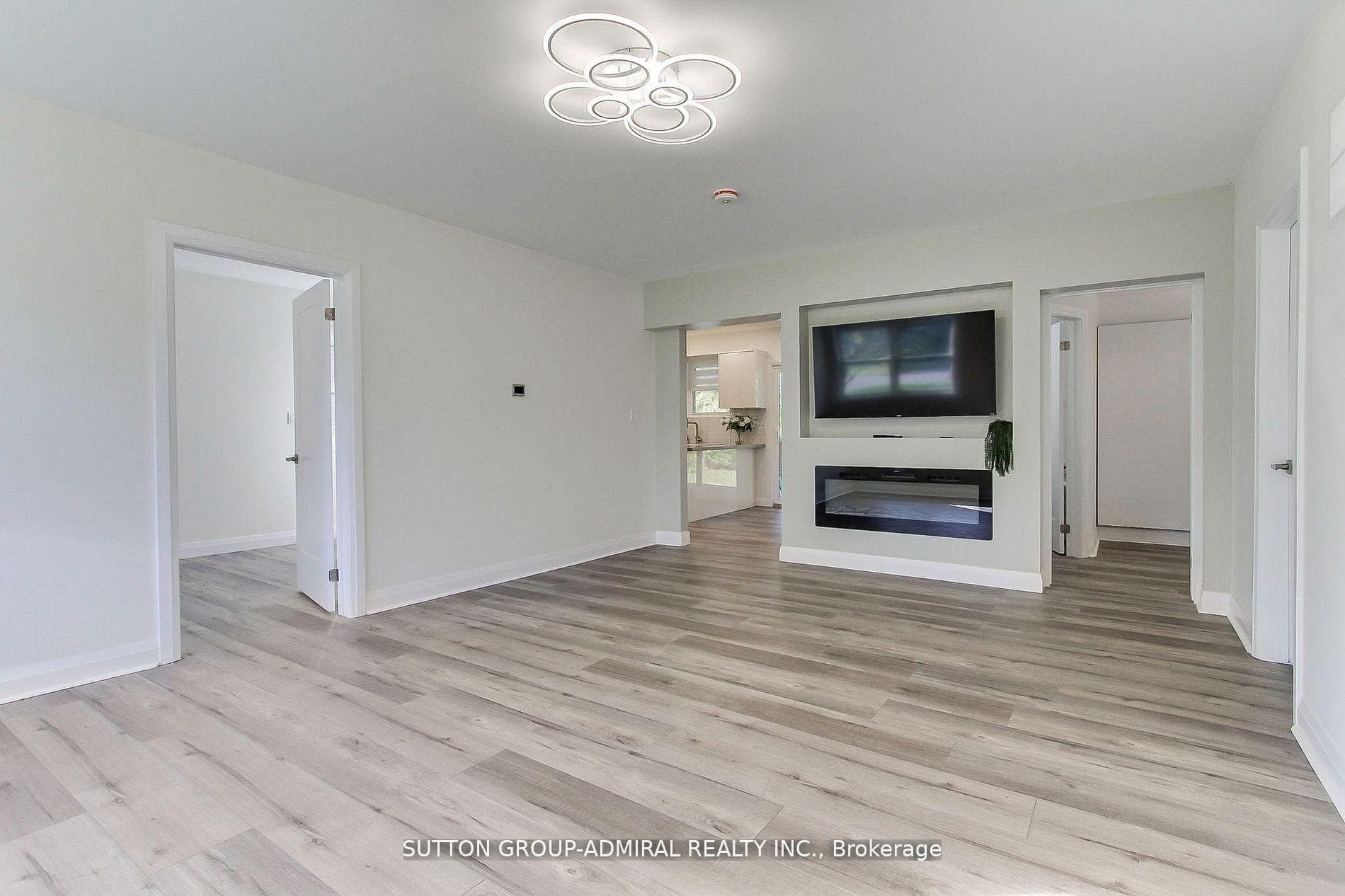 836 Montsell Avenue photo 12