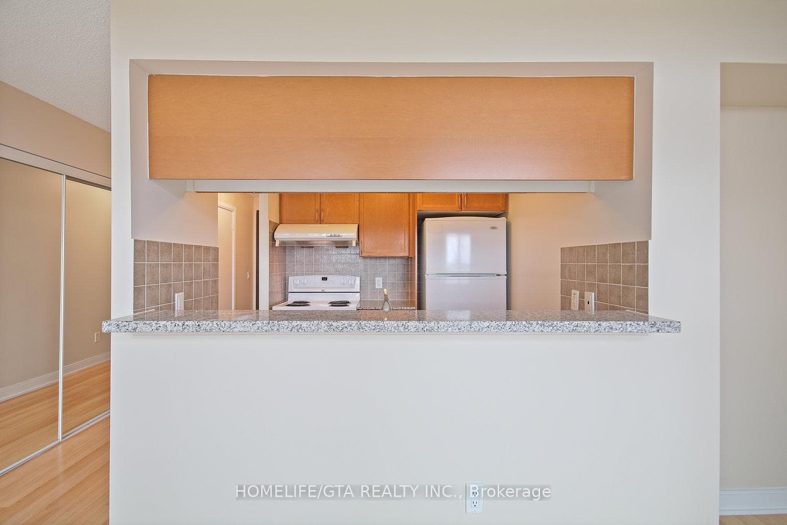 238 Bonis Avenue Unit 723 photo 8