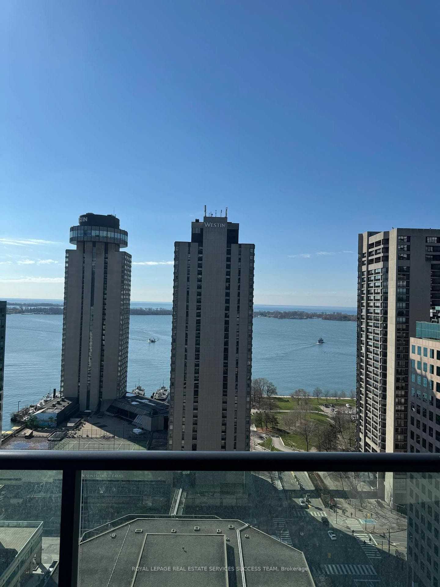 33 Bay Street Unit 1710 photo 1