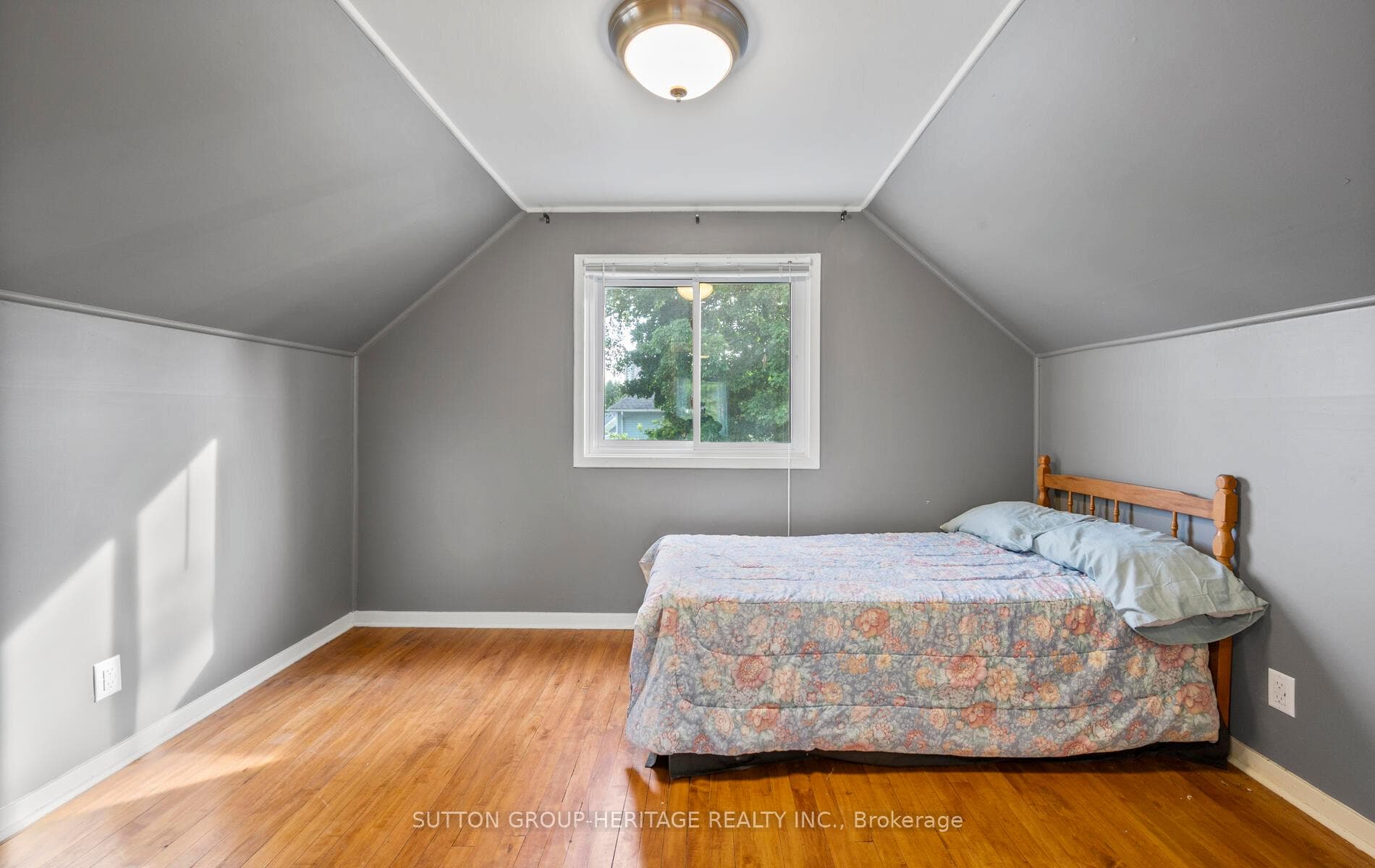 9 Burcher Road photo 16