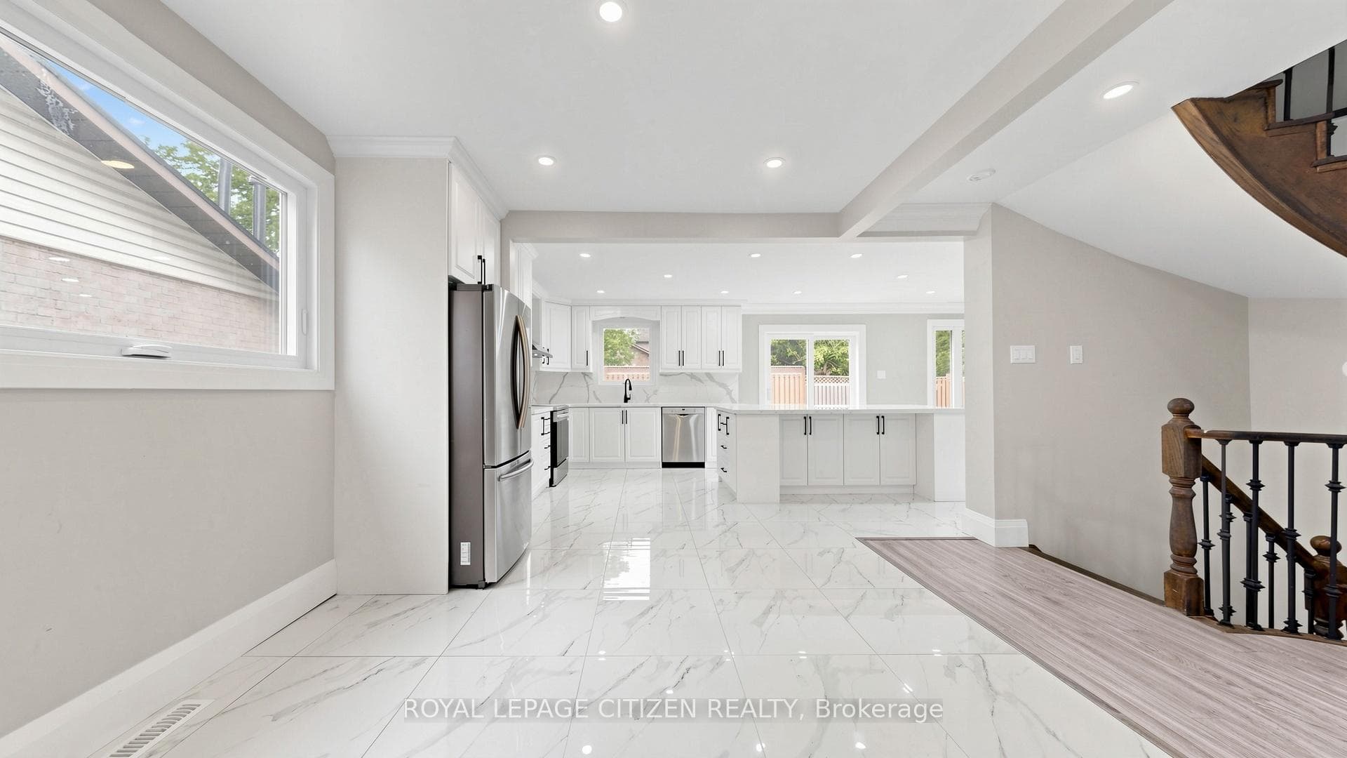 27 Emperor Avenue photo 17