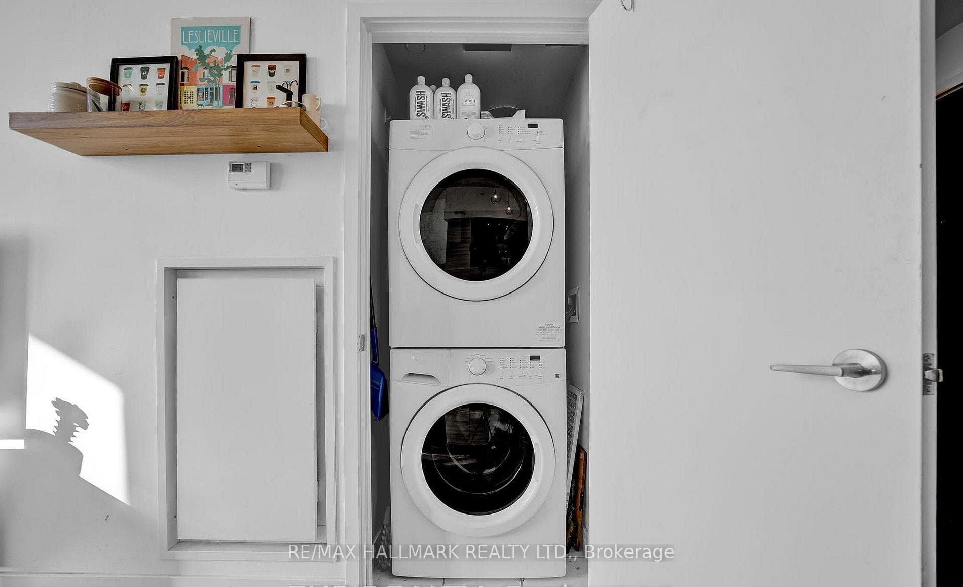 1238 Dundas Street Unit 804 photo 18