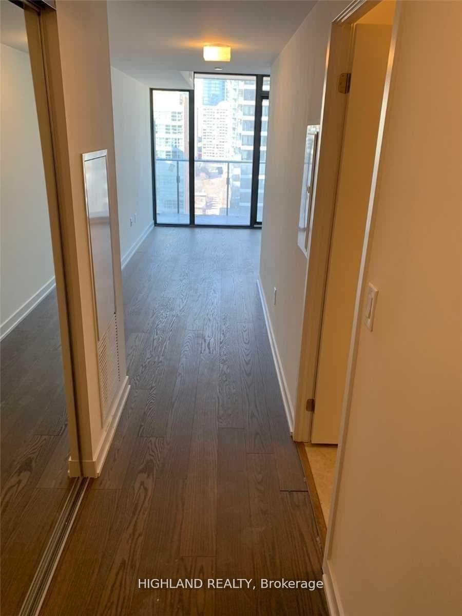 11 Wellesley Street Unit 1210 photo 2