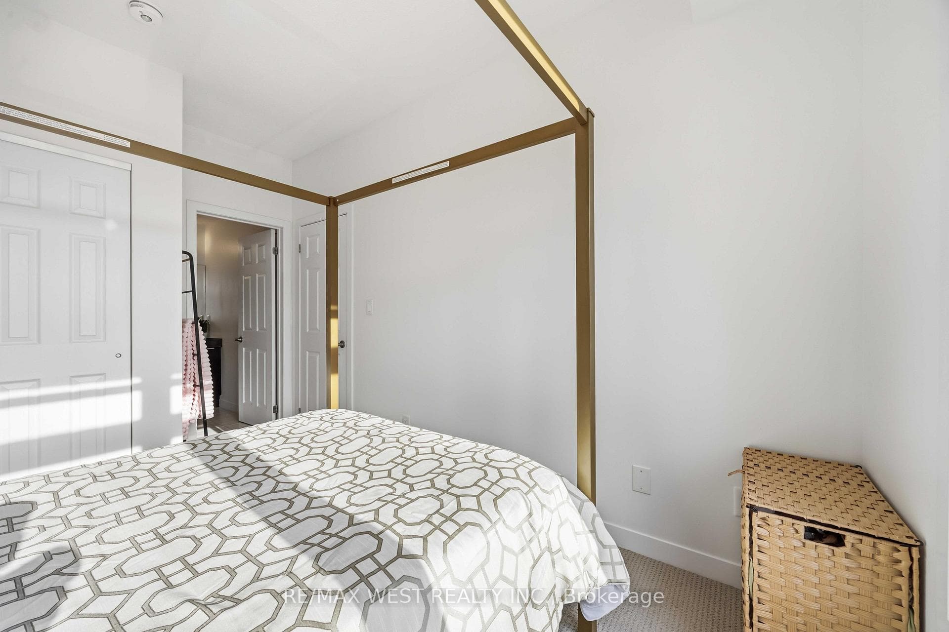 6 Bicknell Avenue Unit 1 photo 27