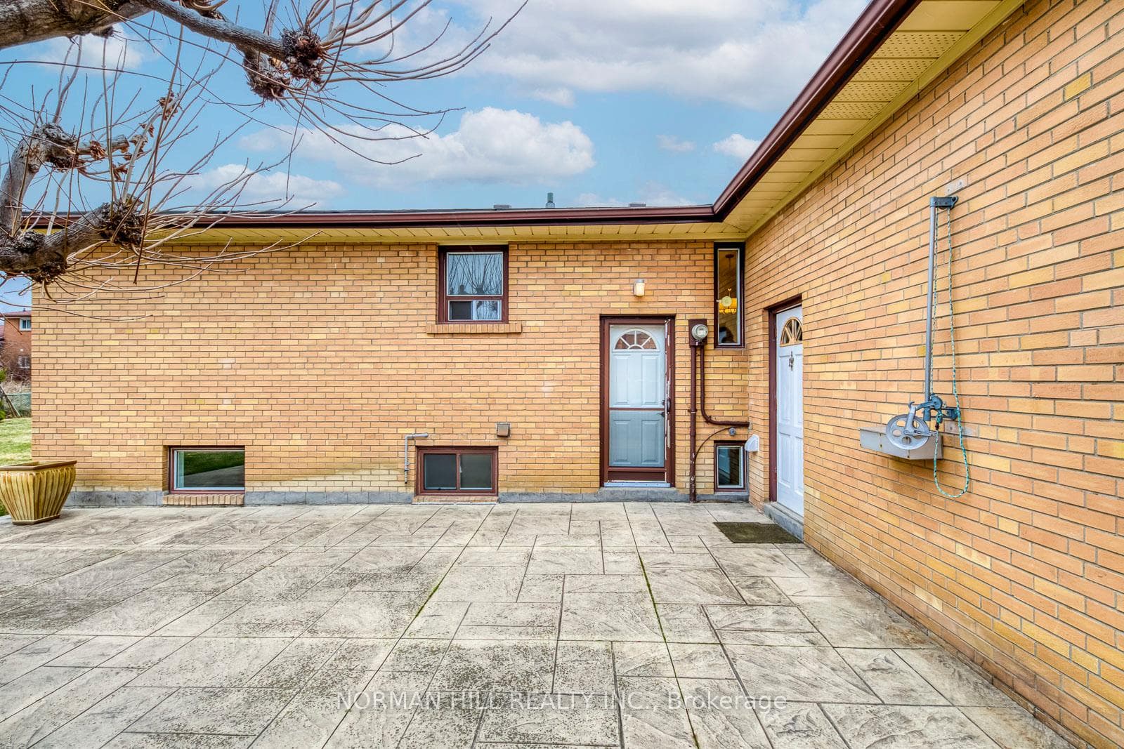 1213 Shamir Crescent photo 47