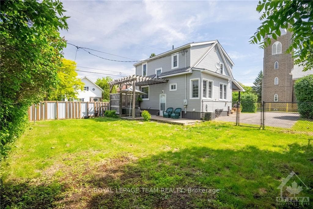 106 ST PATRICK Street photo 26