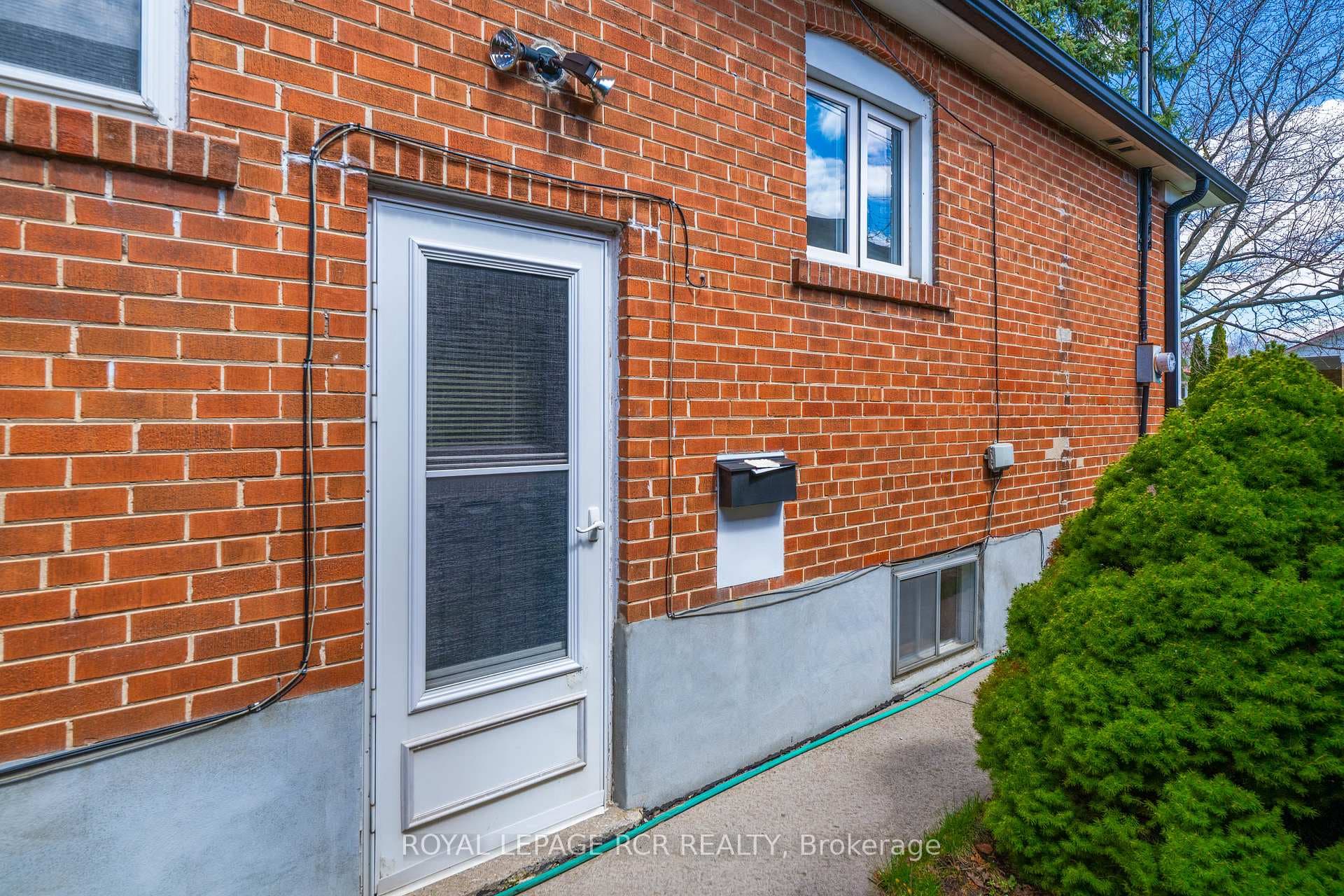 32 Beacon Road photo 35