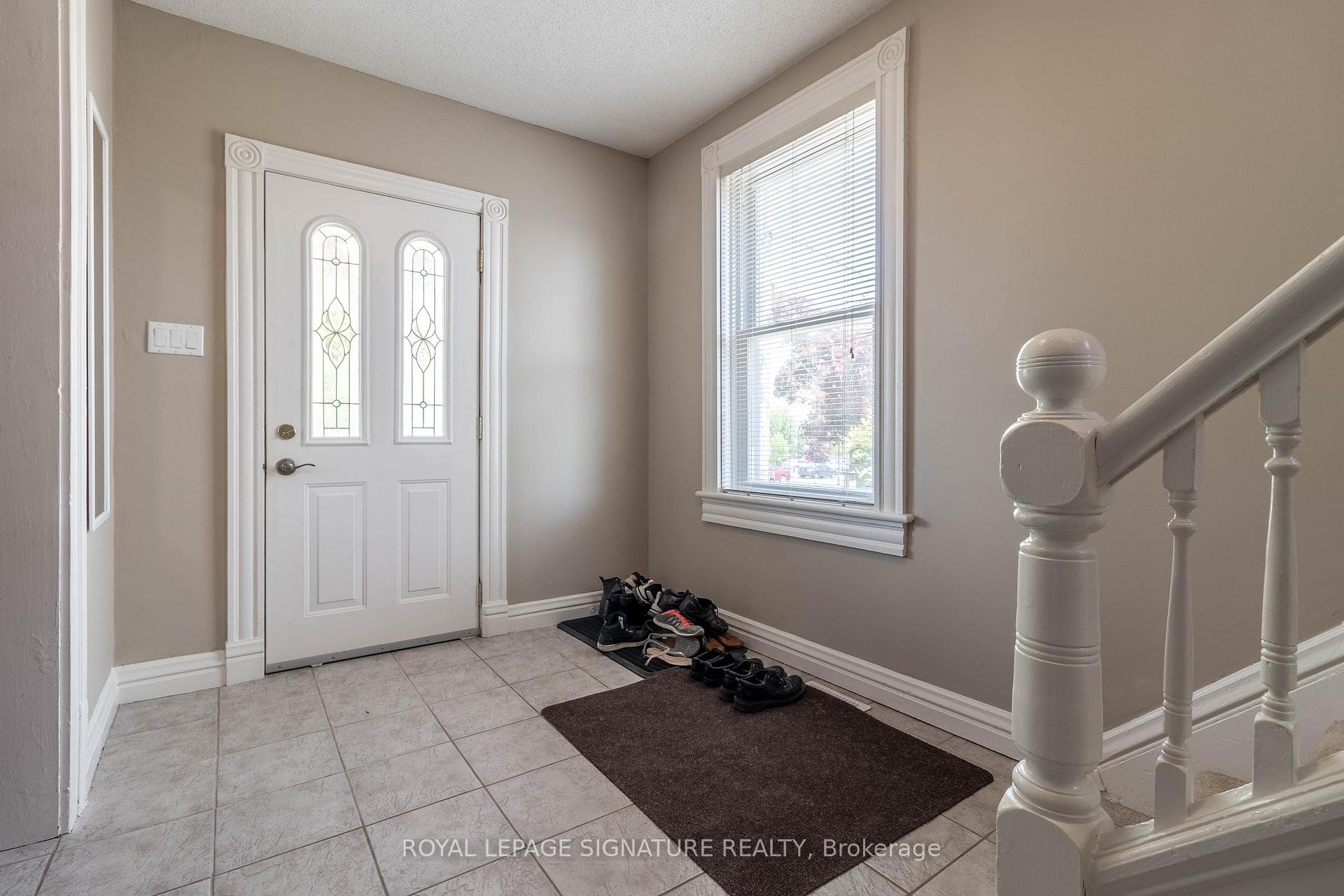 23 Sullivan Avenue photo 32