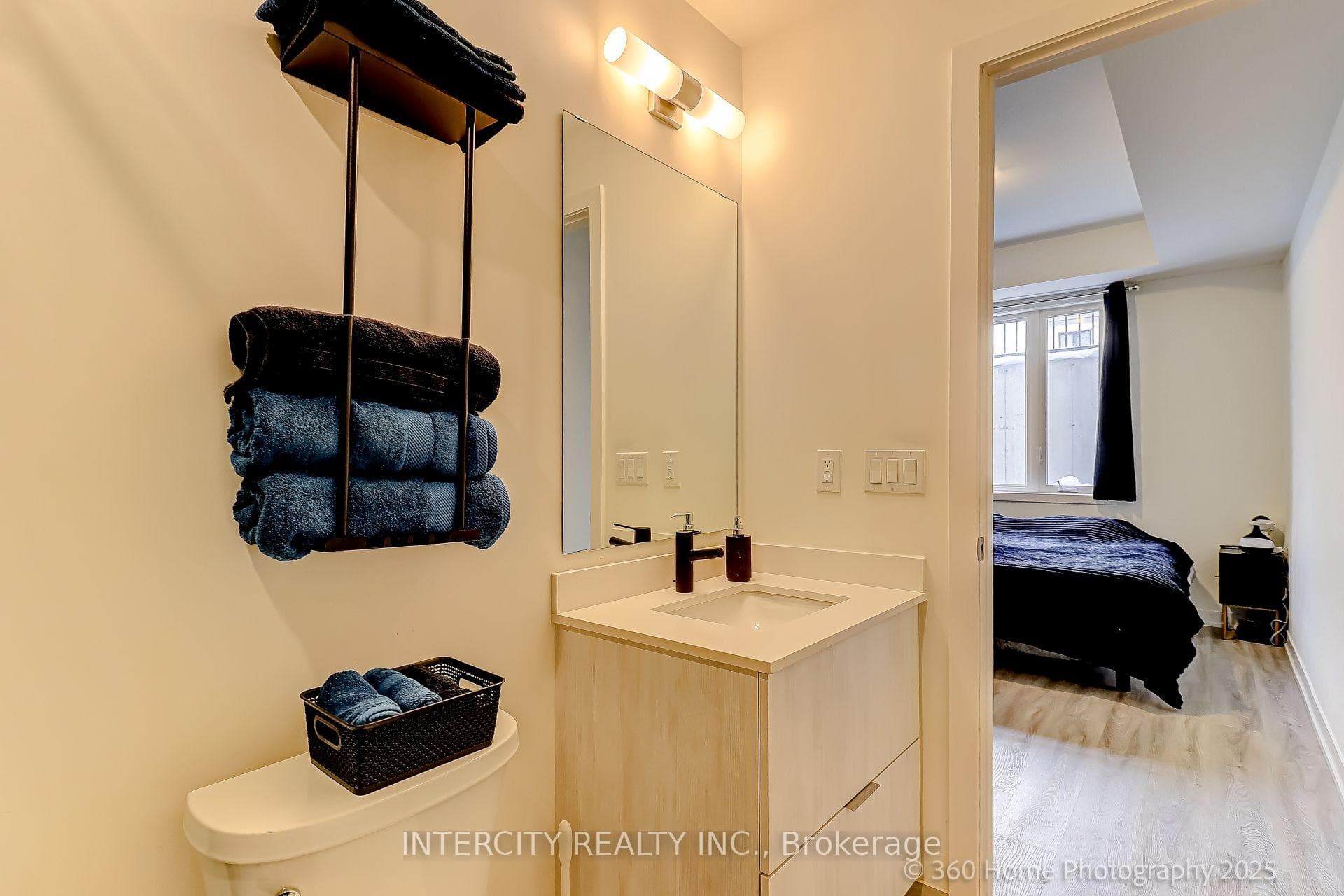 11 David Eyer Road Unit 1504 photo 17