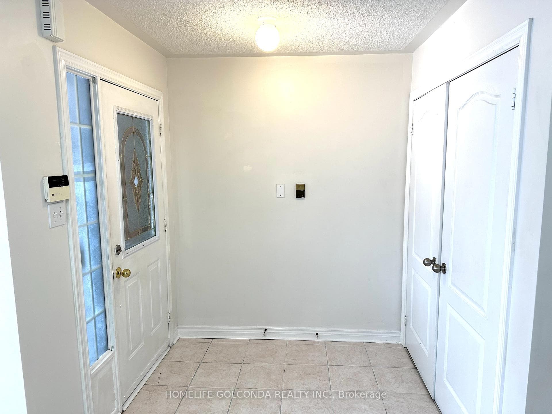 19 Redfinch Crescent photo 2