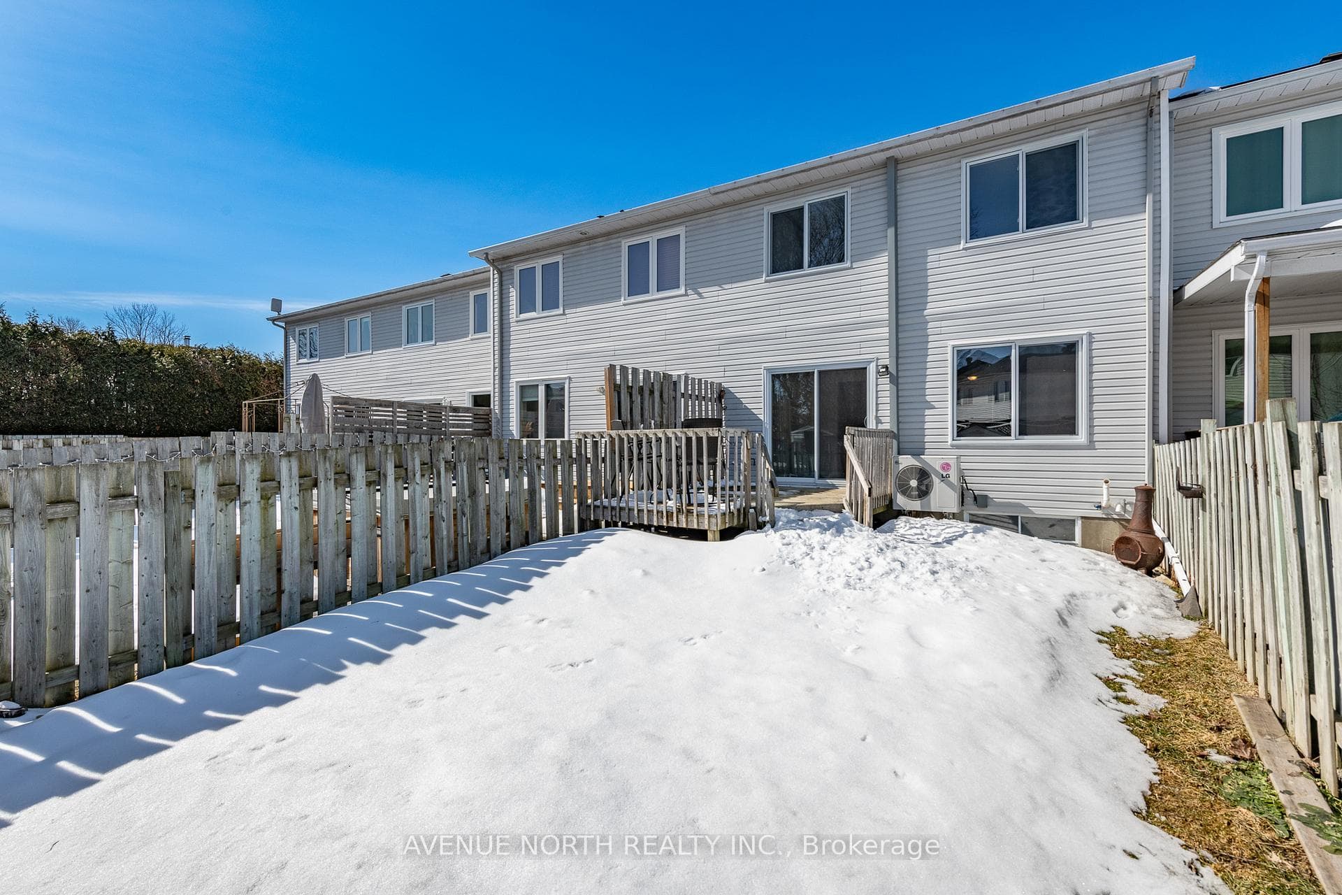 1121 Dianne Street photo 38