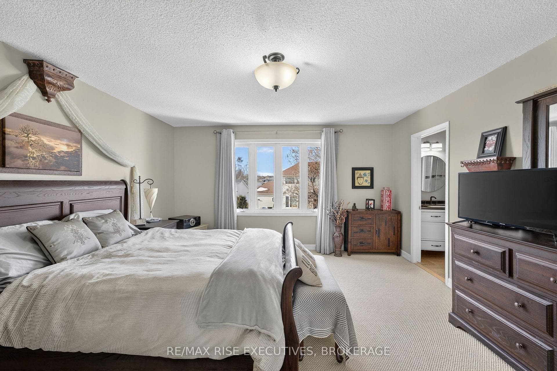 26 Miller Place photo 21