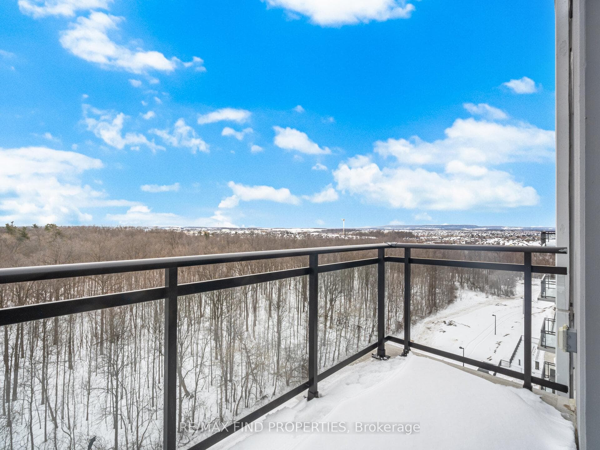 750 WHITLOCK Avenue Unit 811 photo 32