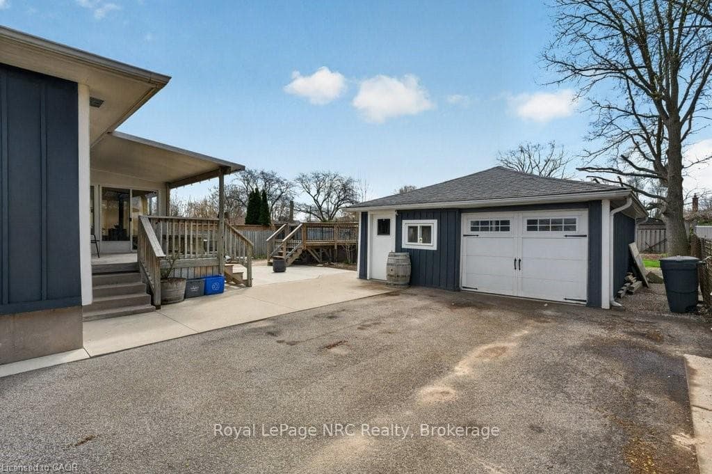 34 Admiral Road photo 26