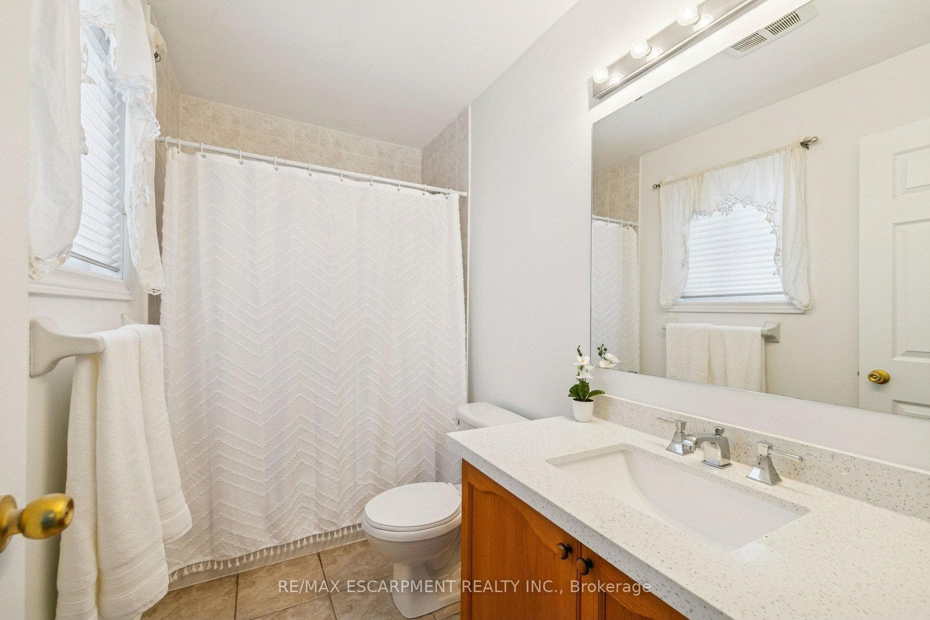 Primary Bedroom Ensuite Bath